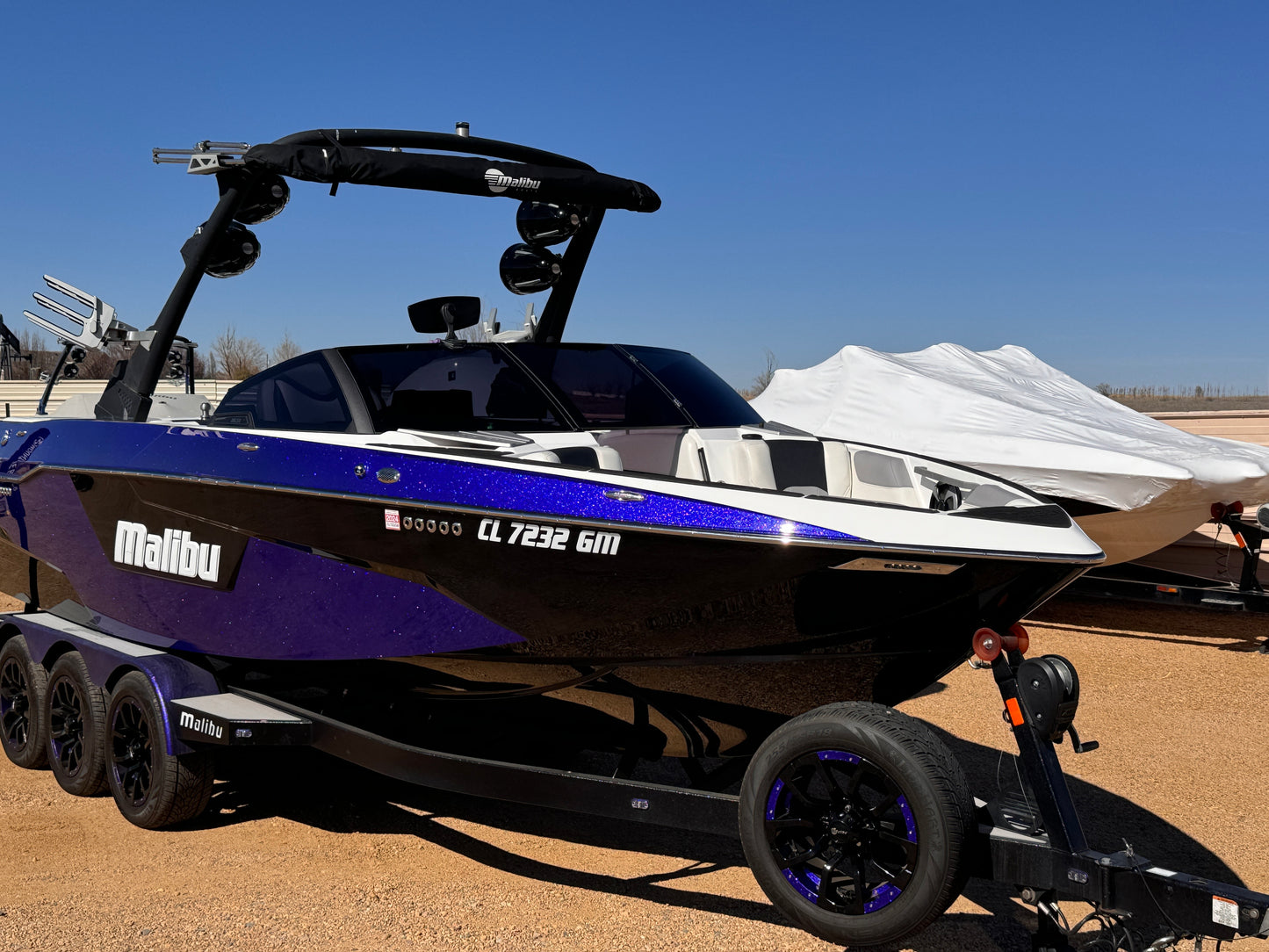 2021 Malibu 25 LSV - LOW HOURS - LT4 - Mint