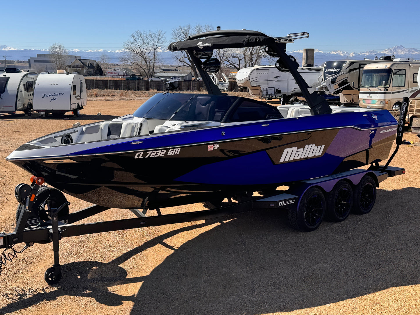 2021 Malibu 25 LSV - LOW HOURS - LT4 - Mint