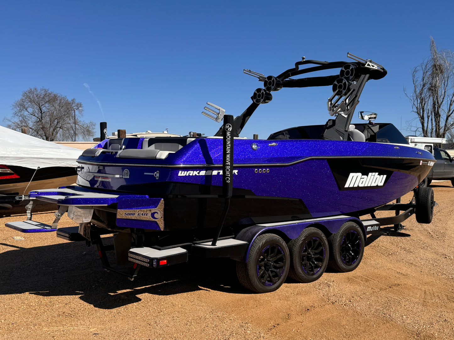 2021 Malibu 25 LSV - LOW HOURS - LT4 - Mint