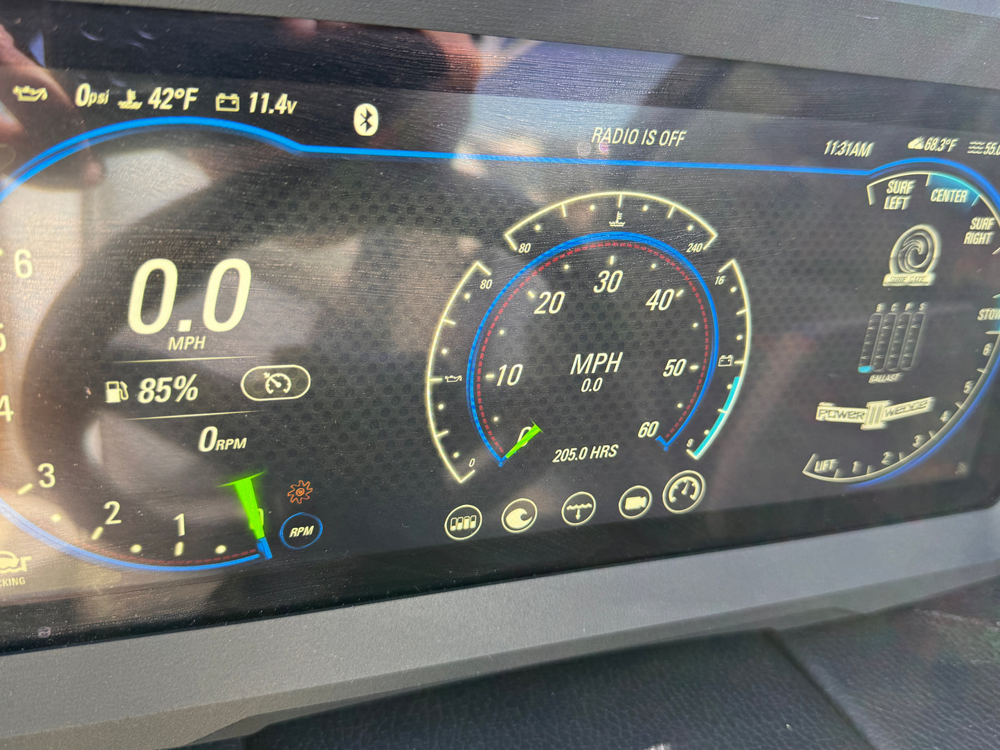 2021 Malibu 25 LSV - LOW HOURS - LT4 - Mint
