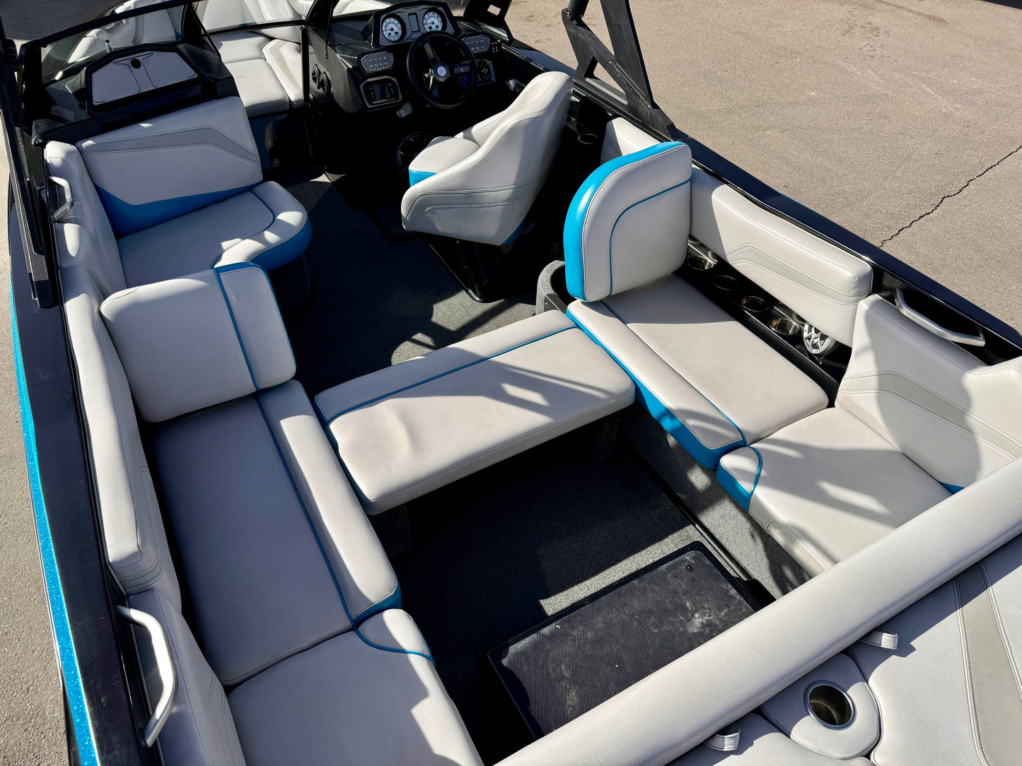 2017 Axis T23 - Mint - LOW HOURS