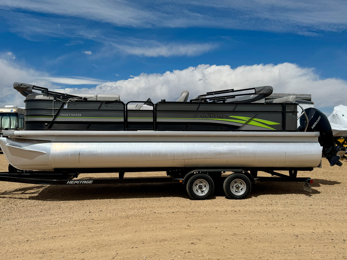 2021 Godfrey Sweetwater TriToon 2486 DT - 300HP - 60hrs
