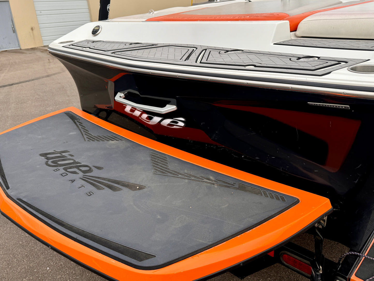 2008 Tige RZ2 - LOW HOURS - Turn Key