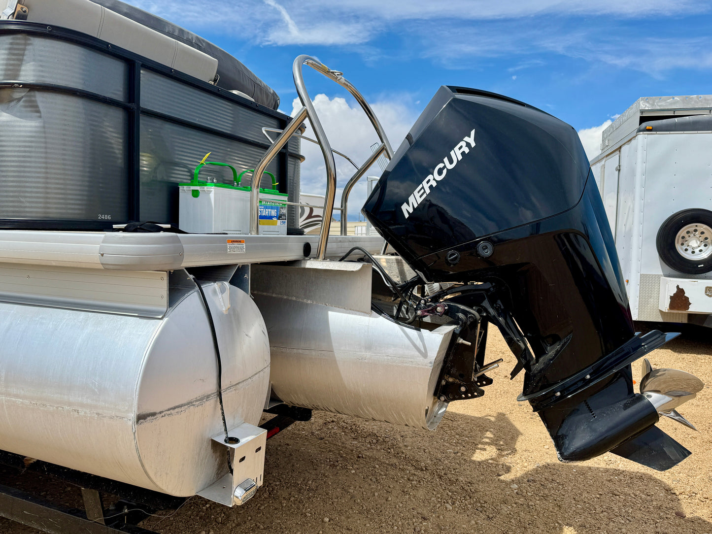 2021 Godfrey Sweetwater TriToon 2486 DT - 300HP - 60hrs