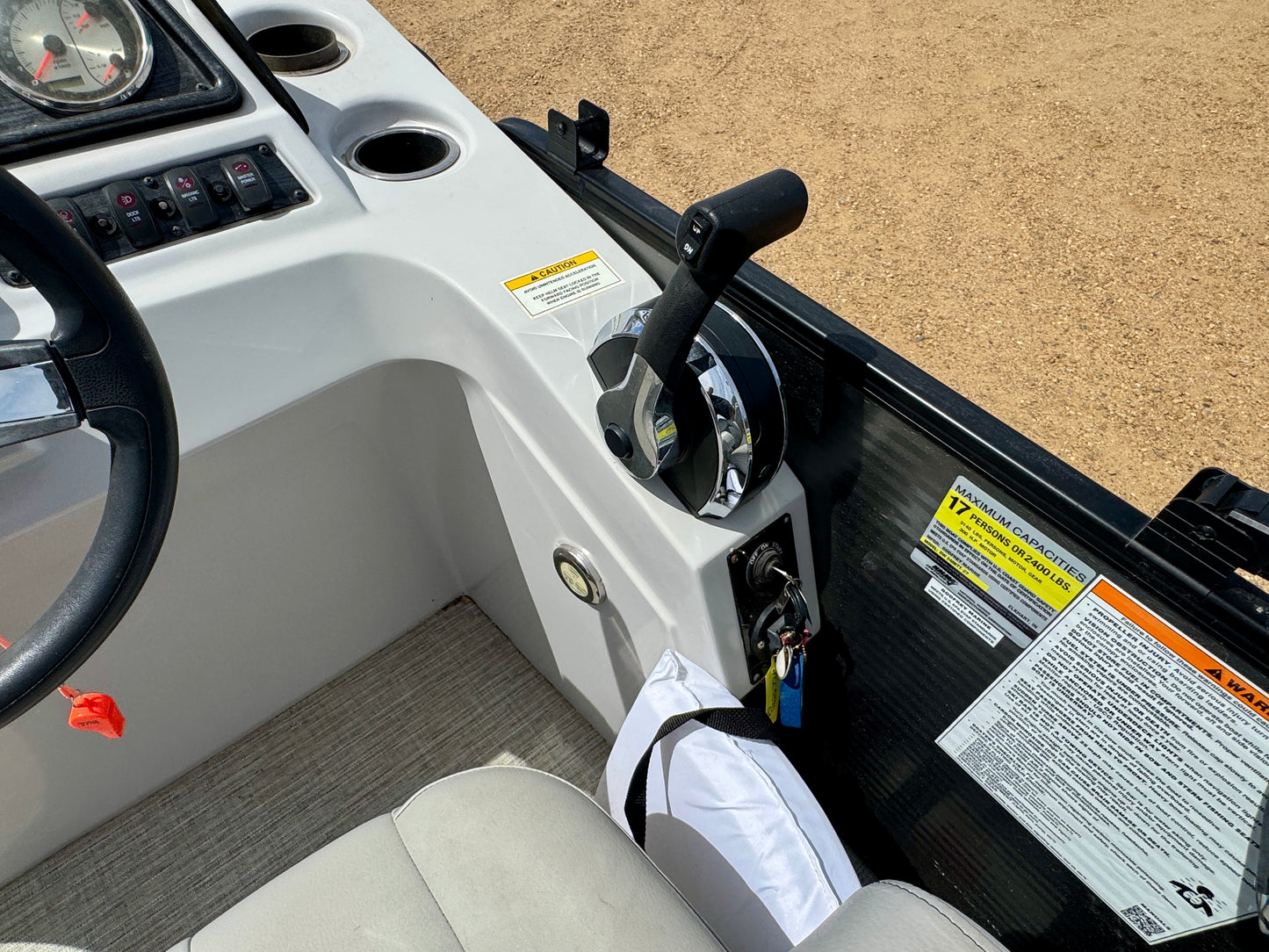 2021 Godfrey Sweetwater TriToon 2486 DT - 300HP - 60hrs
