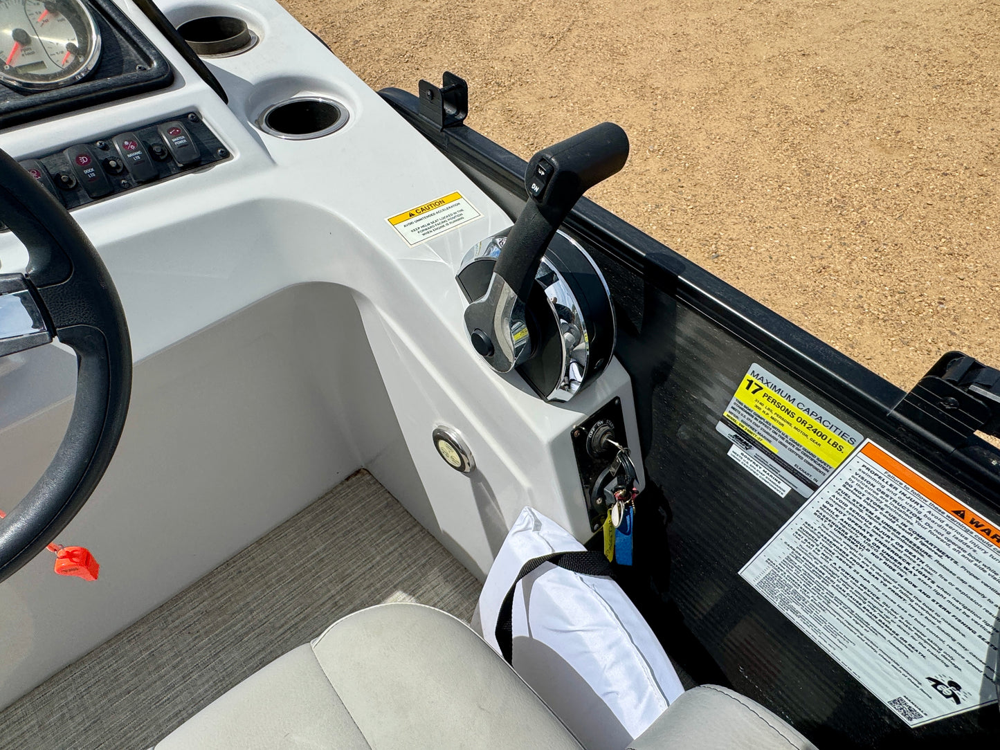 2021 Godfrey Sweetwater TriToon 2486 DT - 300HP - 60hrs