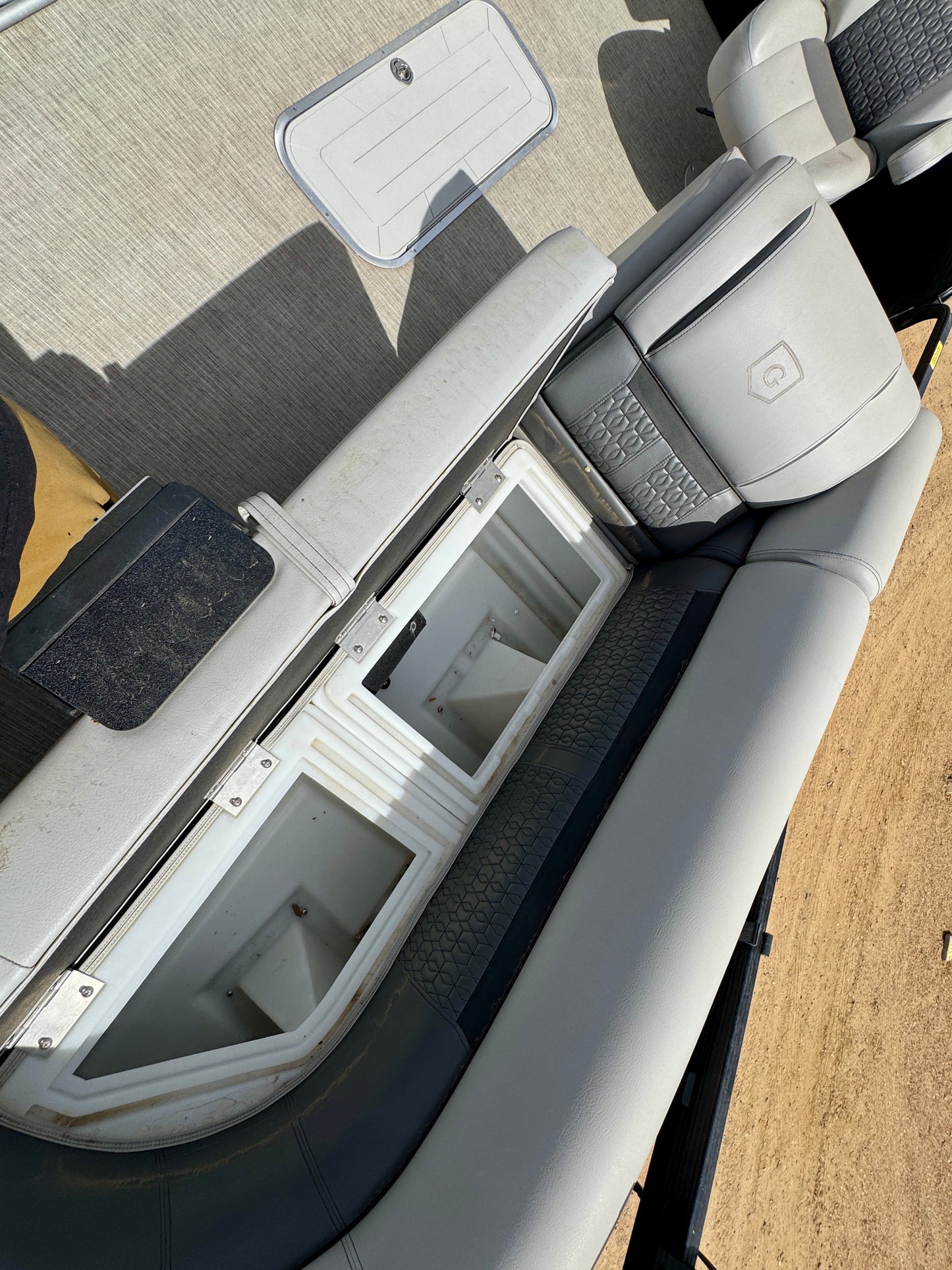 2021 Godfrey Sweetwater TriToon 2486 DT - 300HP - 60hrs
