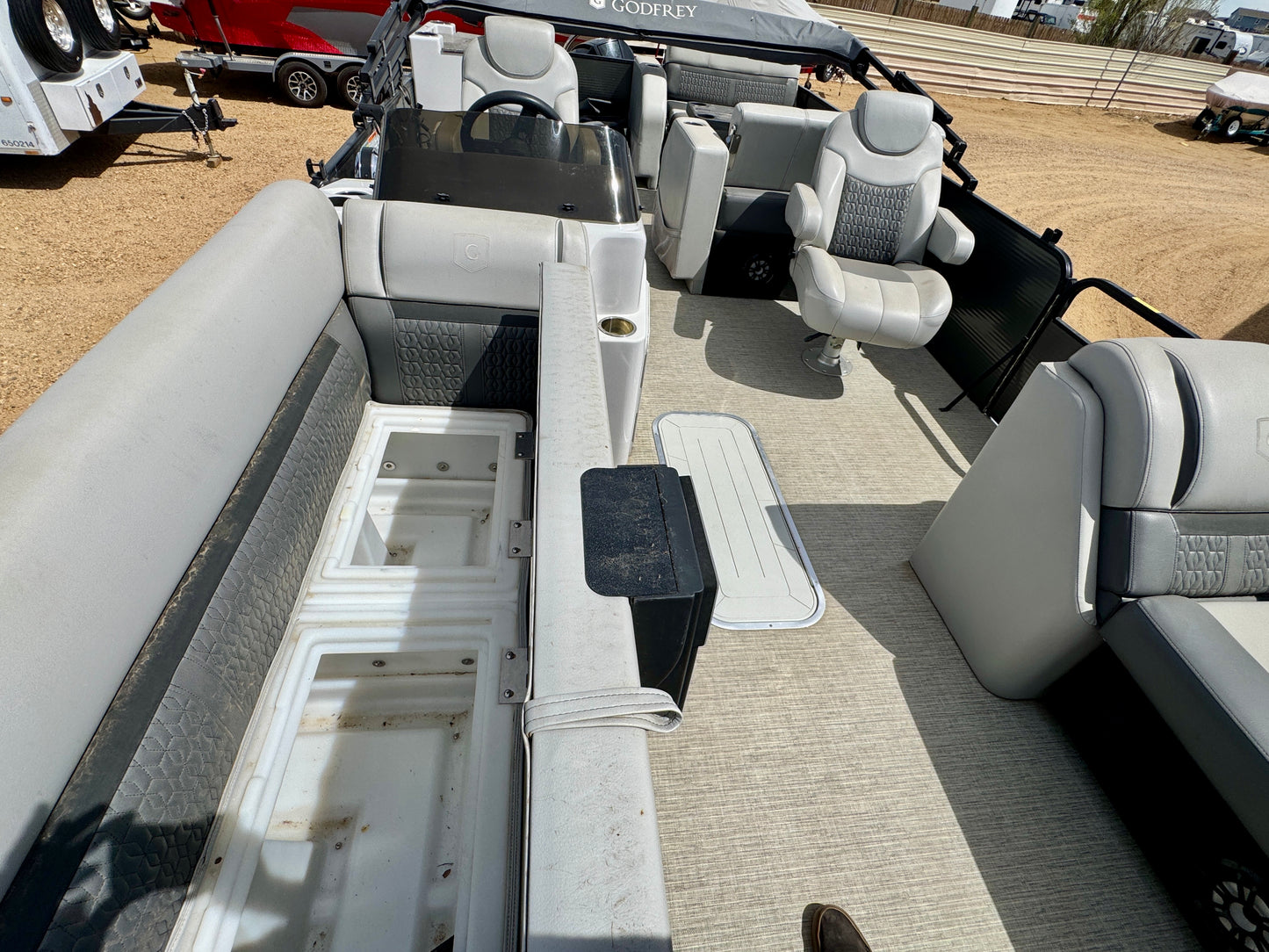 2021 Godfrey Sweetwater TriToon 2486 DT - 300HP - 60hrs
