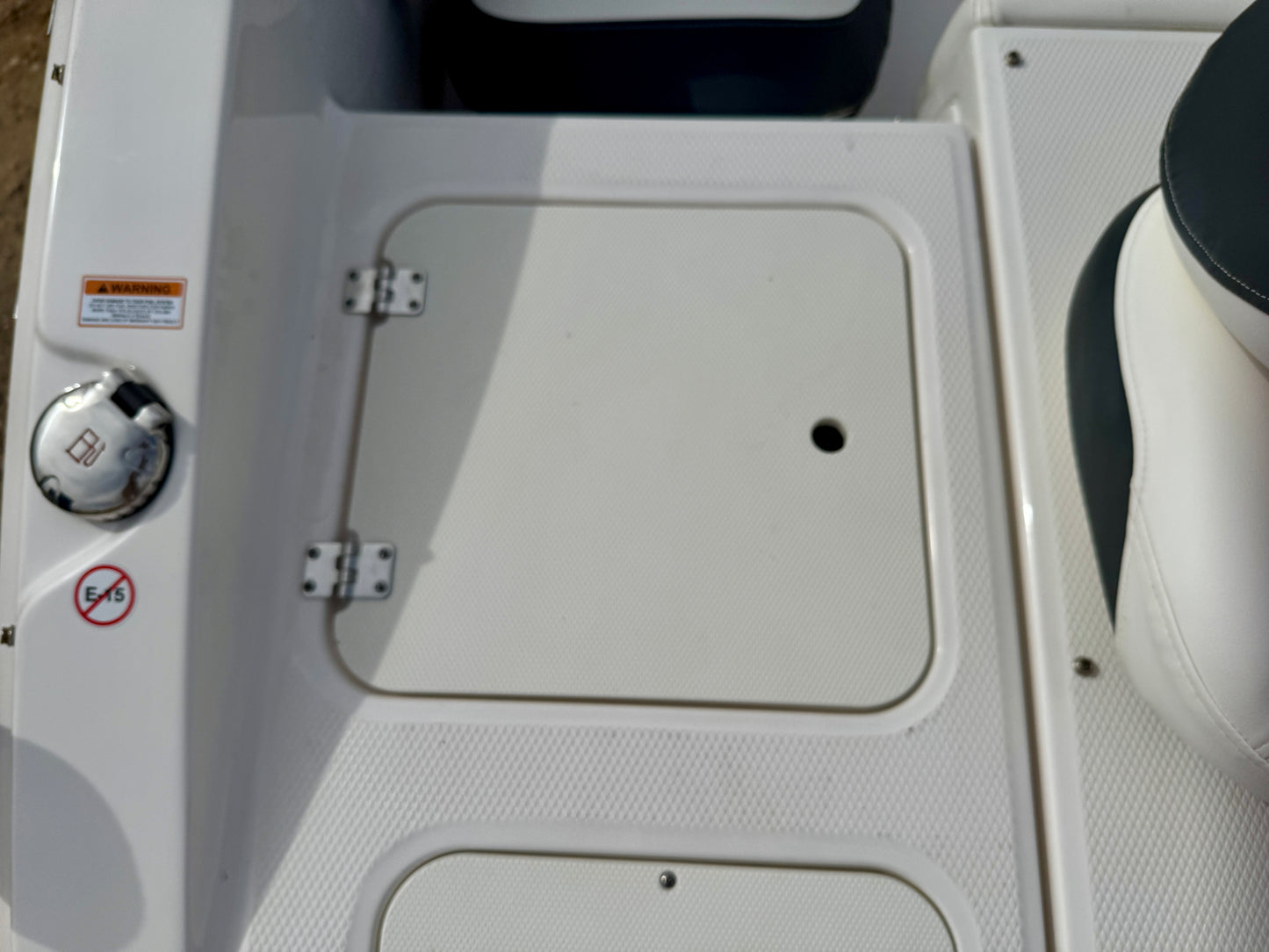 2023 Chaparral 21' Ski & Fish - LIKE NEW