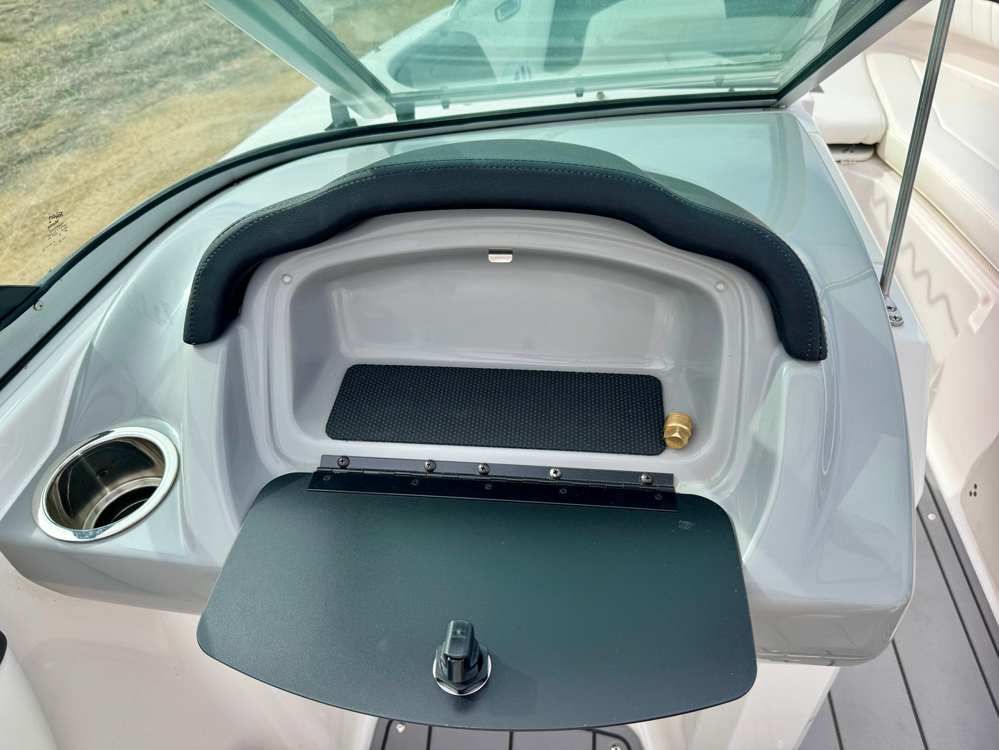 2023 Chaparral 21' Ski & Fish - LIKE NEW