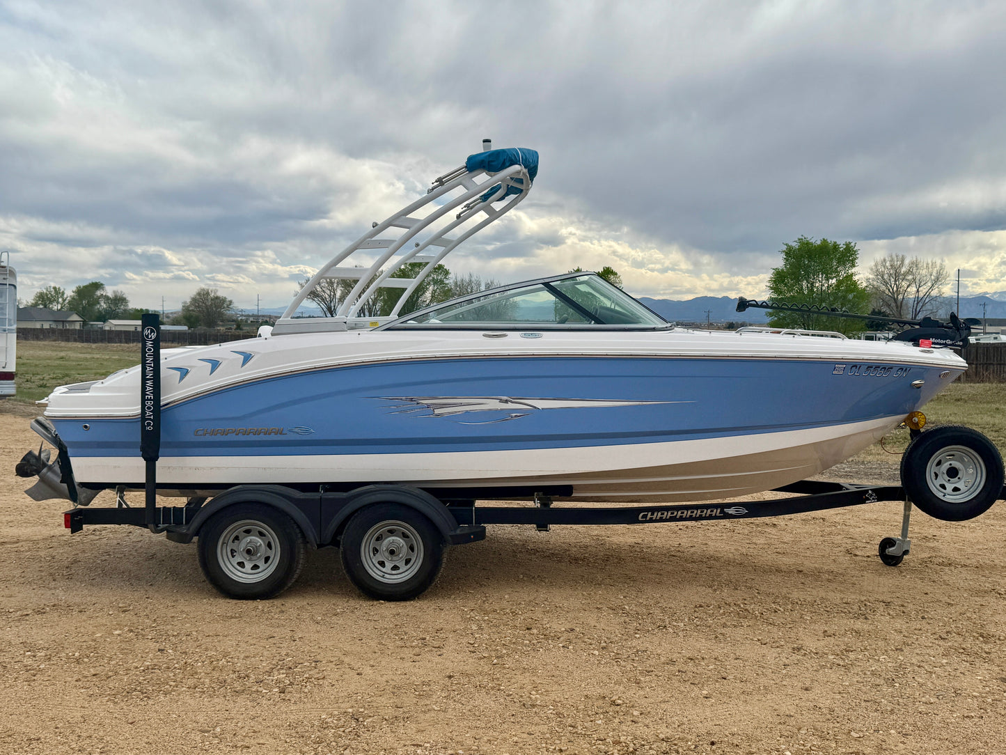 2023 Chaparral 21' Ski & Fish - LIKE NEW