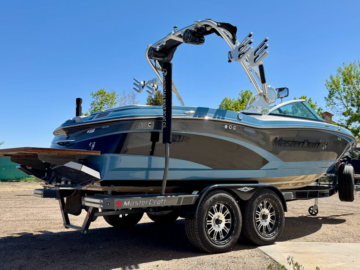 2014 MasterCraft X10 - 6.0L - 400 Hrs