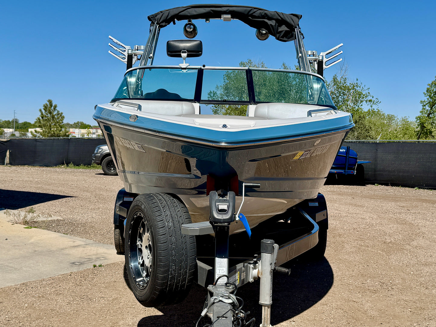 2014 MasterCraft X10 - 6.0L - 400 Hrs