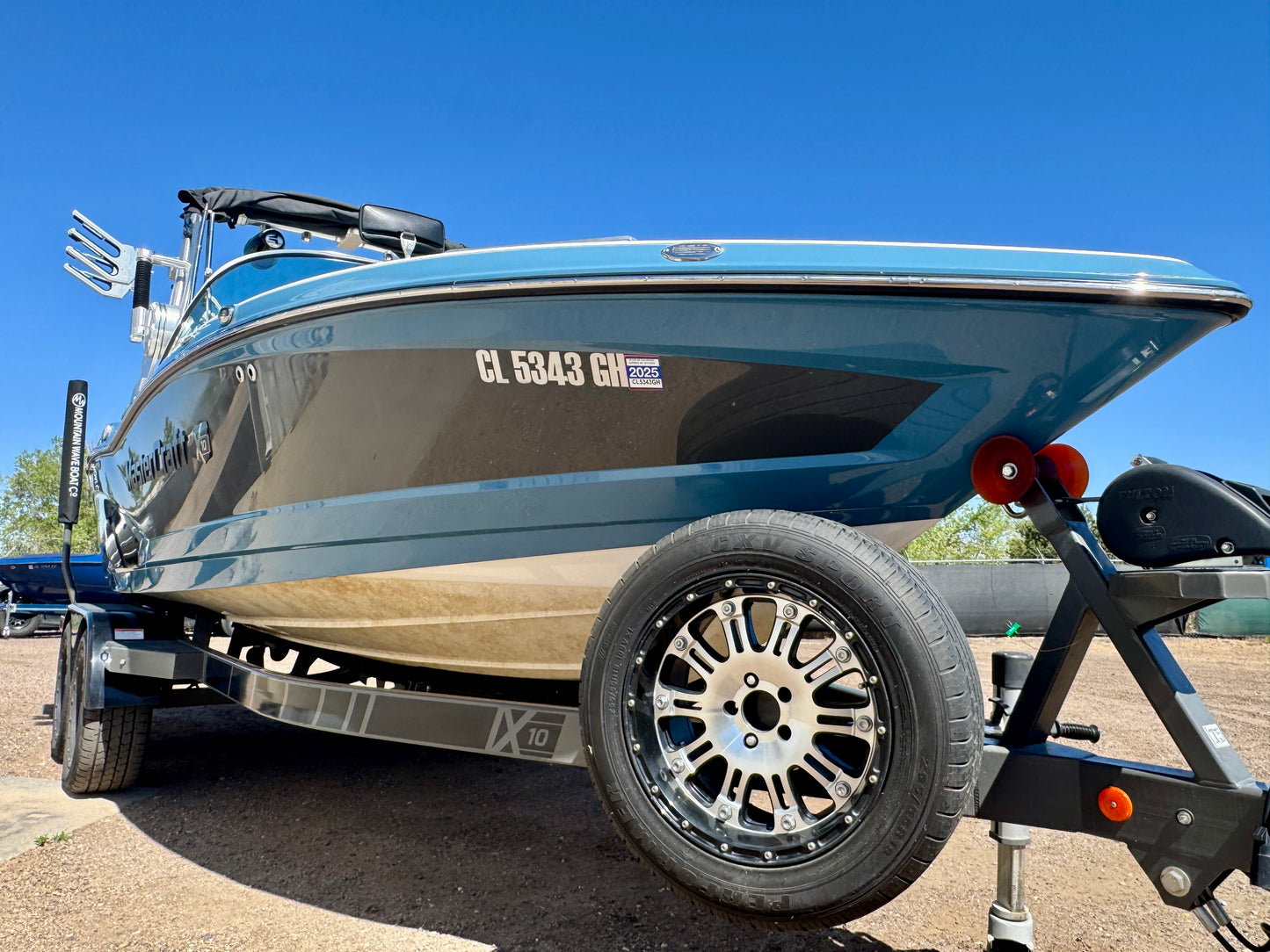 2014 MasterCraft X10 - 6.0L - 400 Hrs