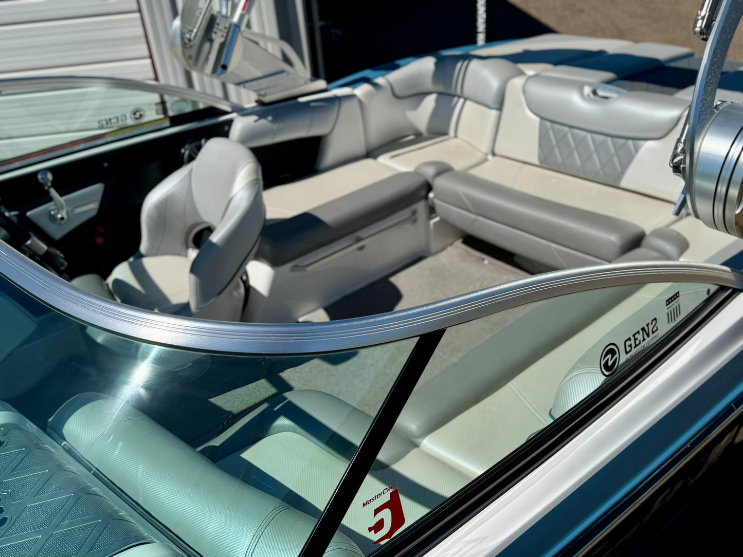 2014 MasterCraft X10 - 6.0L - 400 Hrs
