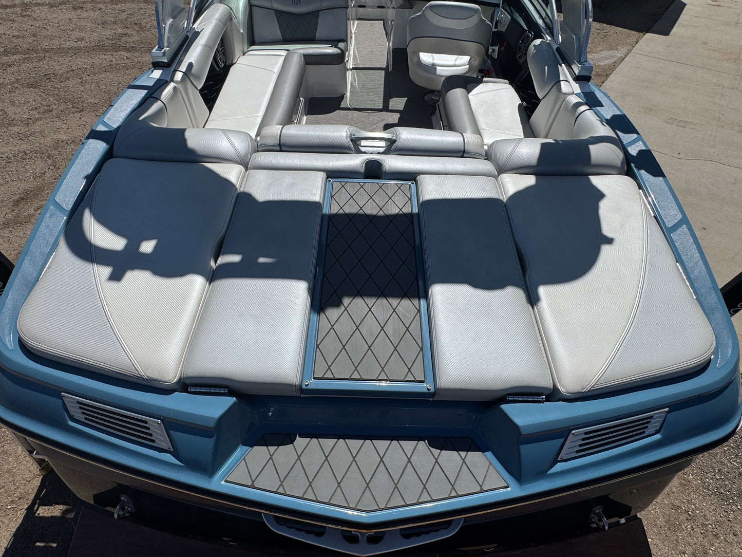 2014 MasterCraft X10 - 6.0L - 400 Hrs