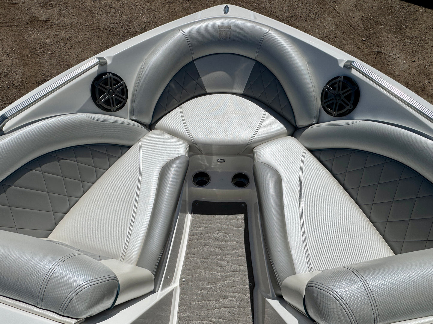 2014 MasterCraft X10 - 6.0L - 400 Hrs