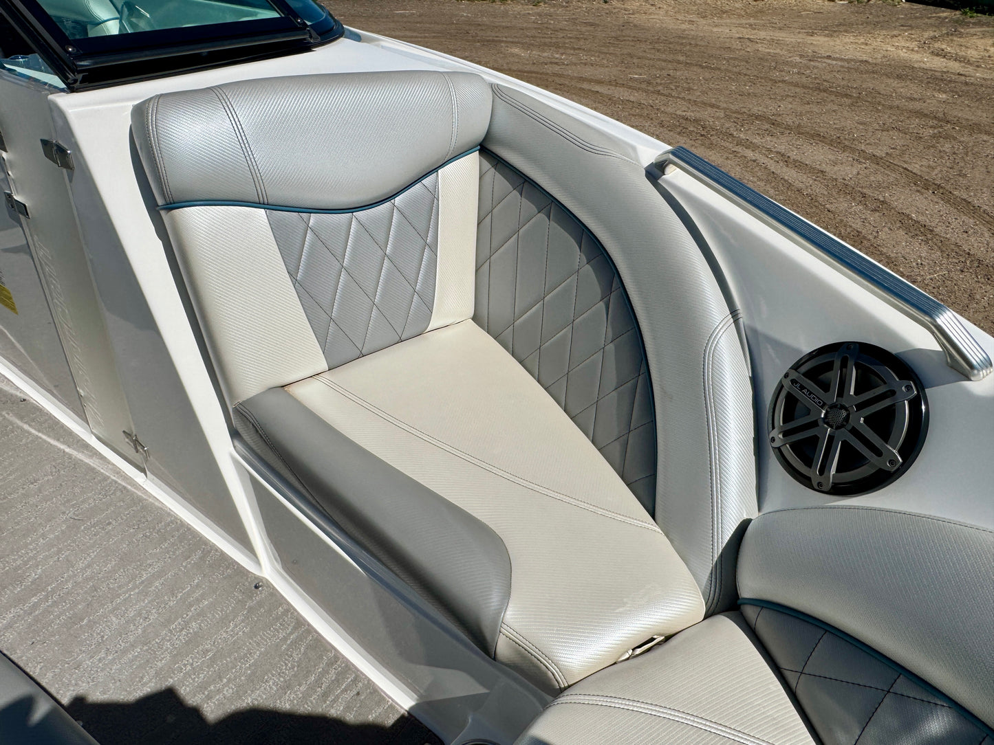 2014 MasterCraft X10 - 6.0L - 400 Hrs
