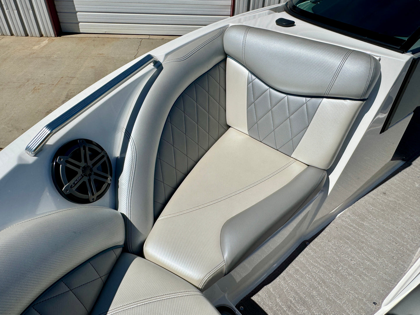 2014 MasterCraft X10 - 6.0L - 400 Hrs