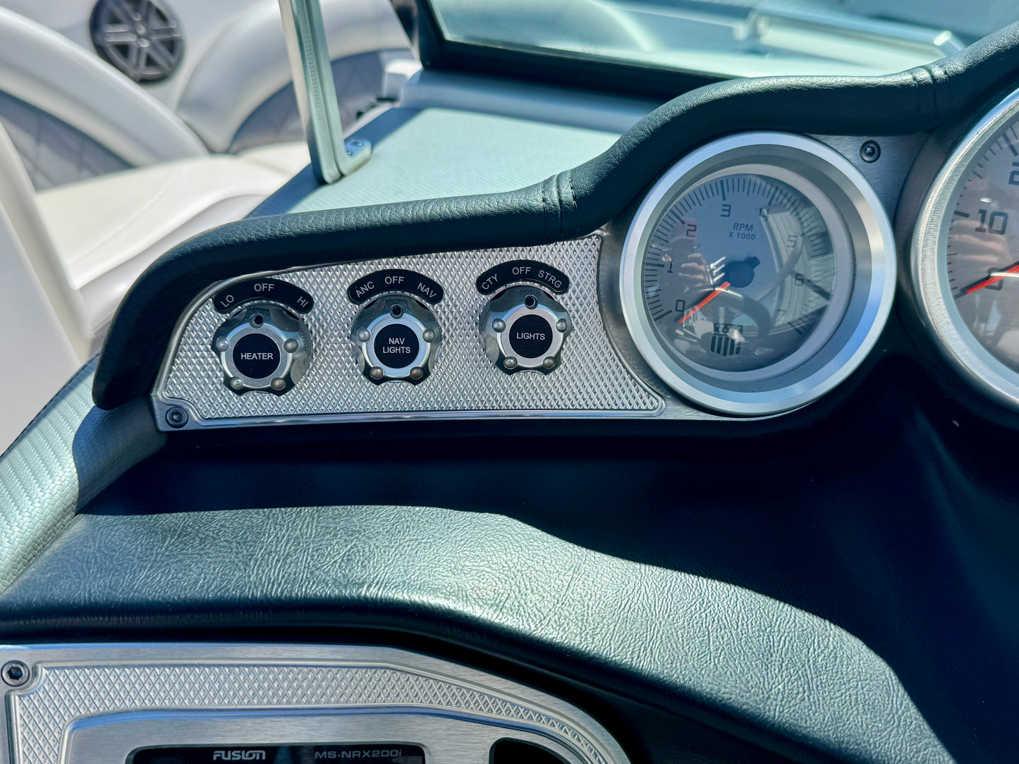 2014 MasterCraft X10 - 6.0L - 400 Hrs