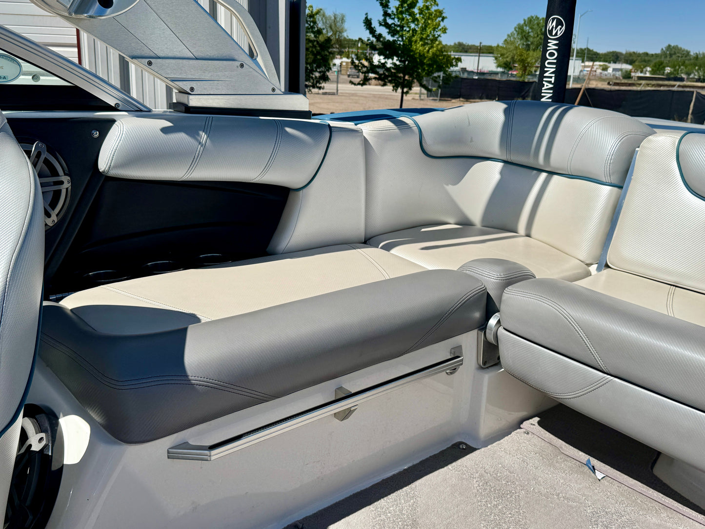 2014 MasterCraft X10 - 6.0L - 400 Hrs