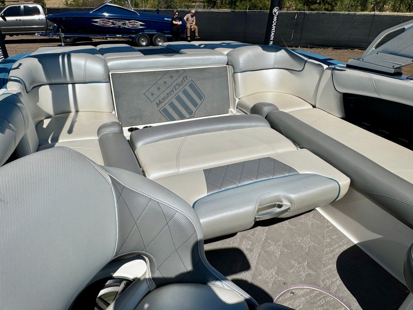 2014 MasterCraft X10 - 6.0L - 400 Hrs
