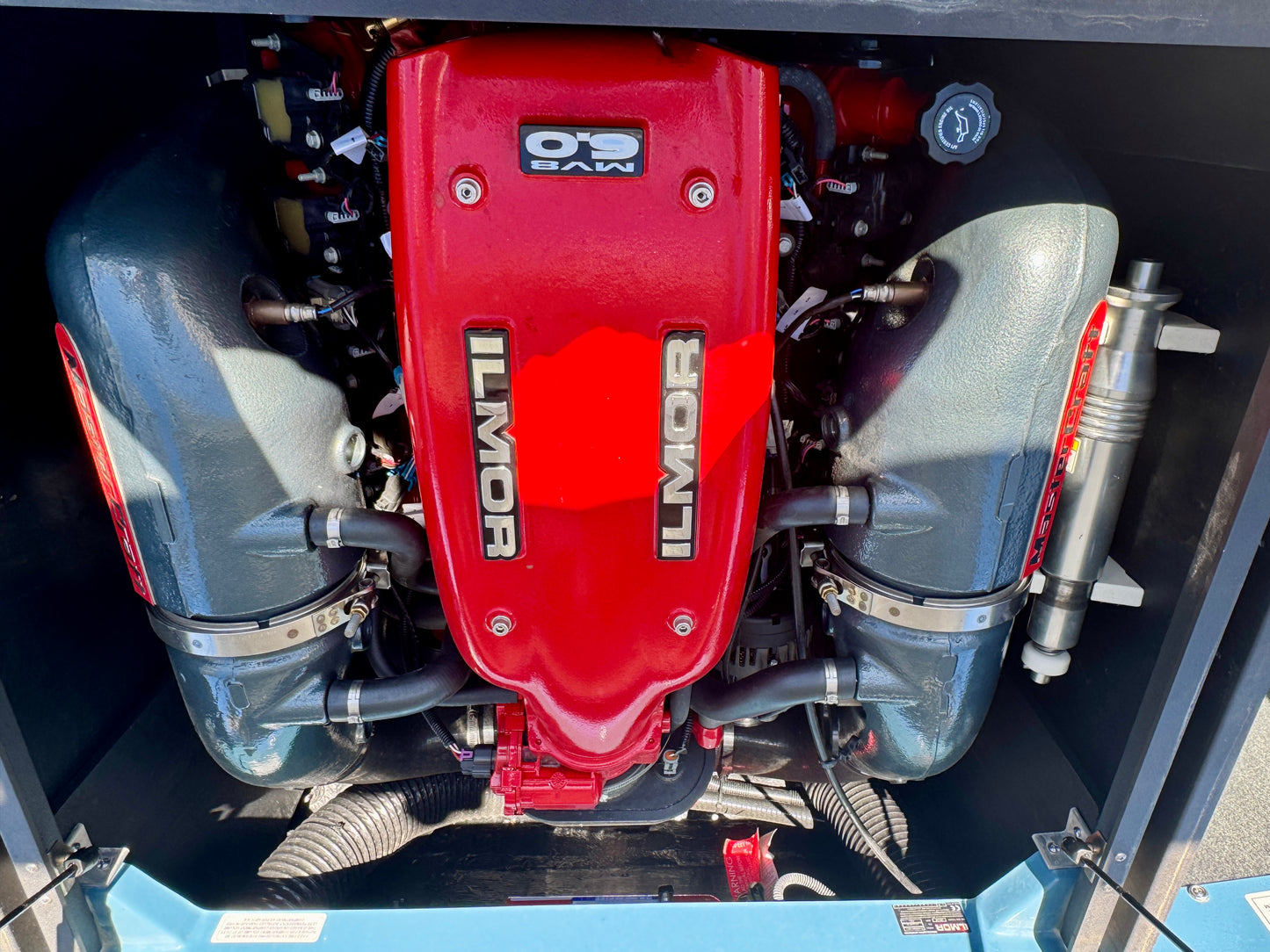 2014 MasterCraft X10 - 6.0L - 400 Hrs