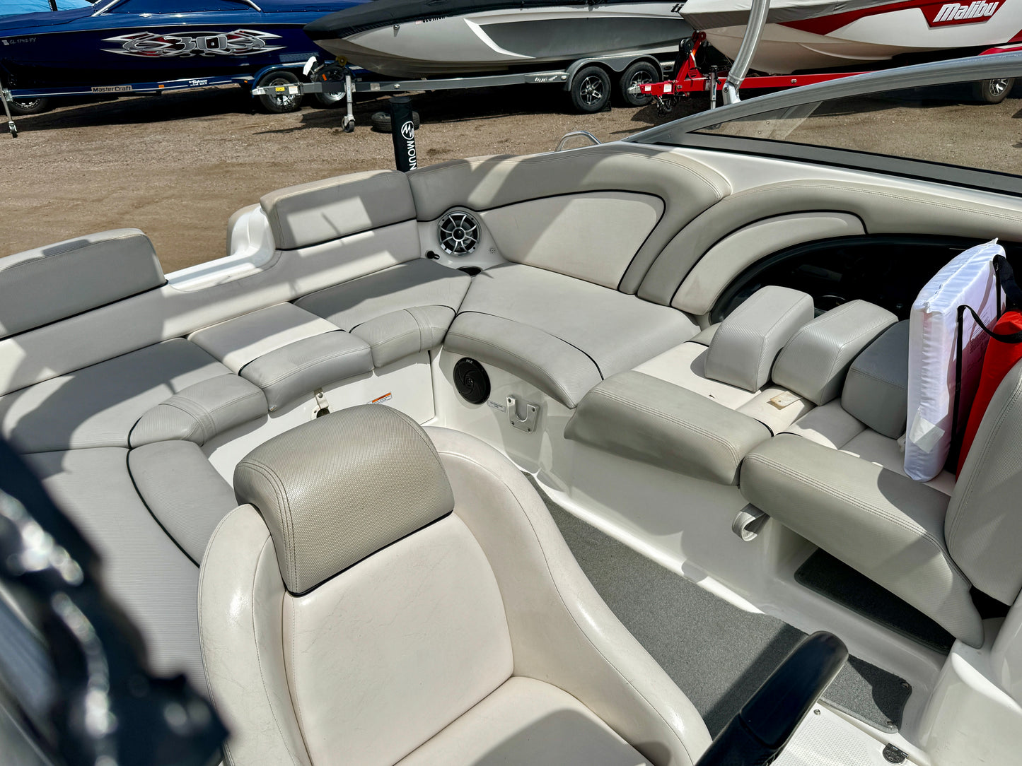 2011 Yamaha AR240 Jet Boat - LOW Hours