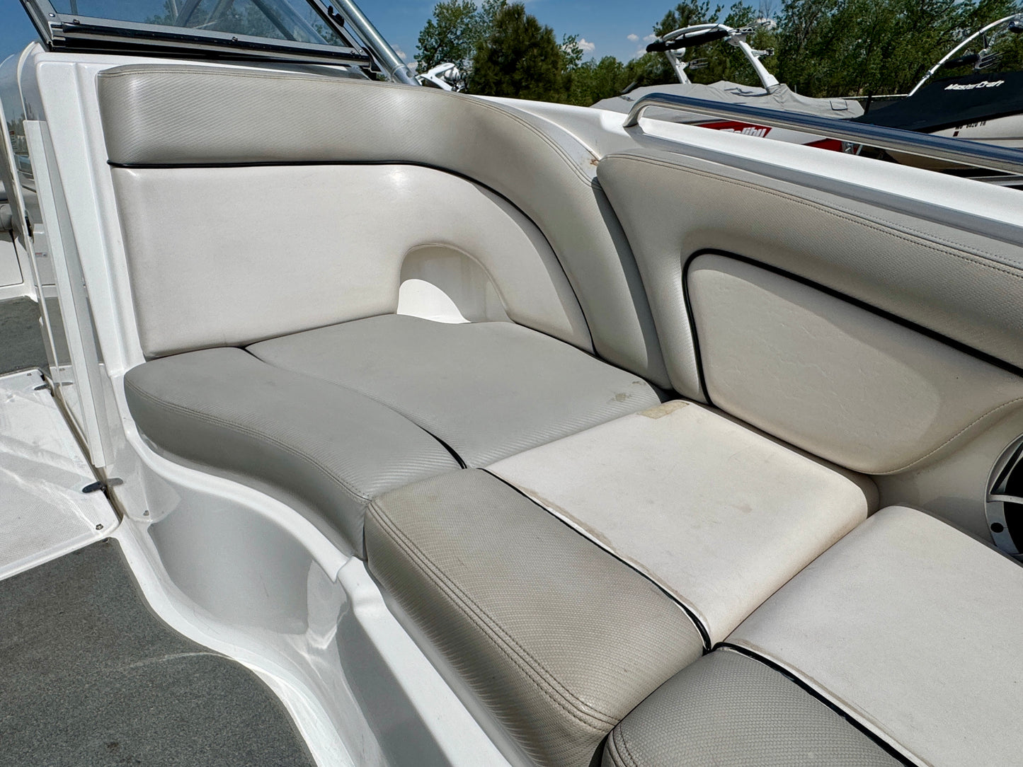 2011 Yamaha AR240 Jet Boat - LOW Hours