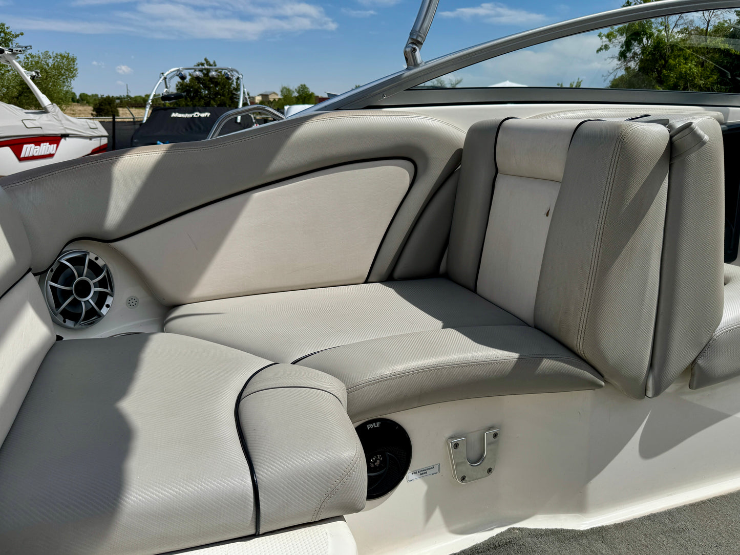 2011 Yamaha AR240 Jet Boat - LOW Hours