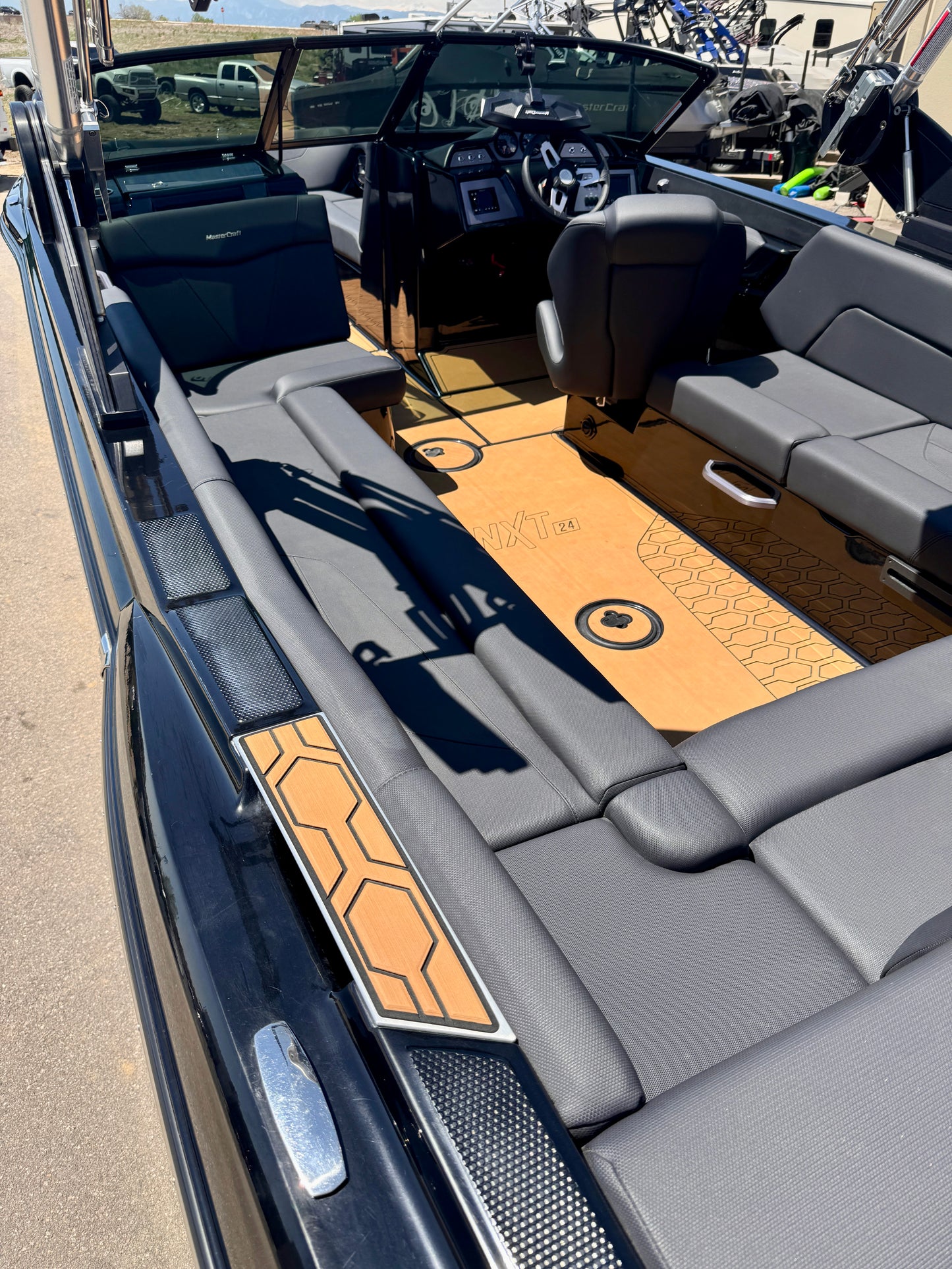 2022 MasterCraft NXT24 - Low Hours