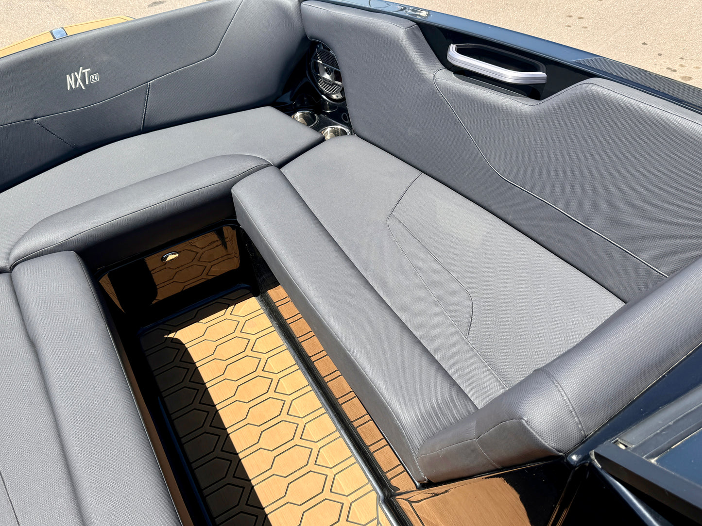 2022 MasterCraft NXT24 - Low Hours