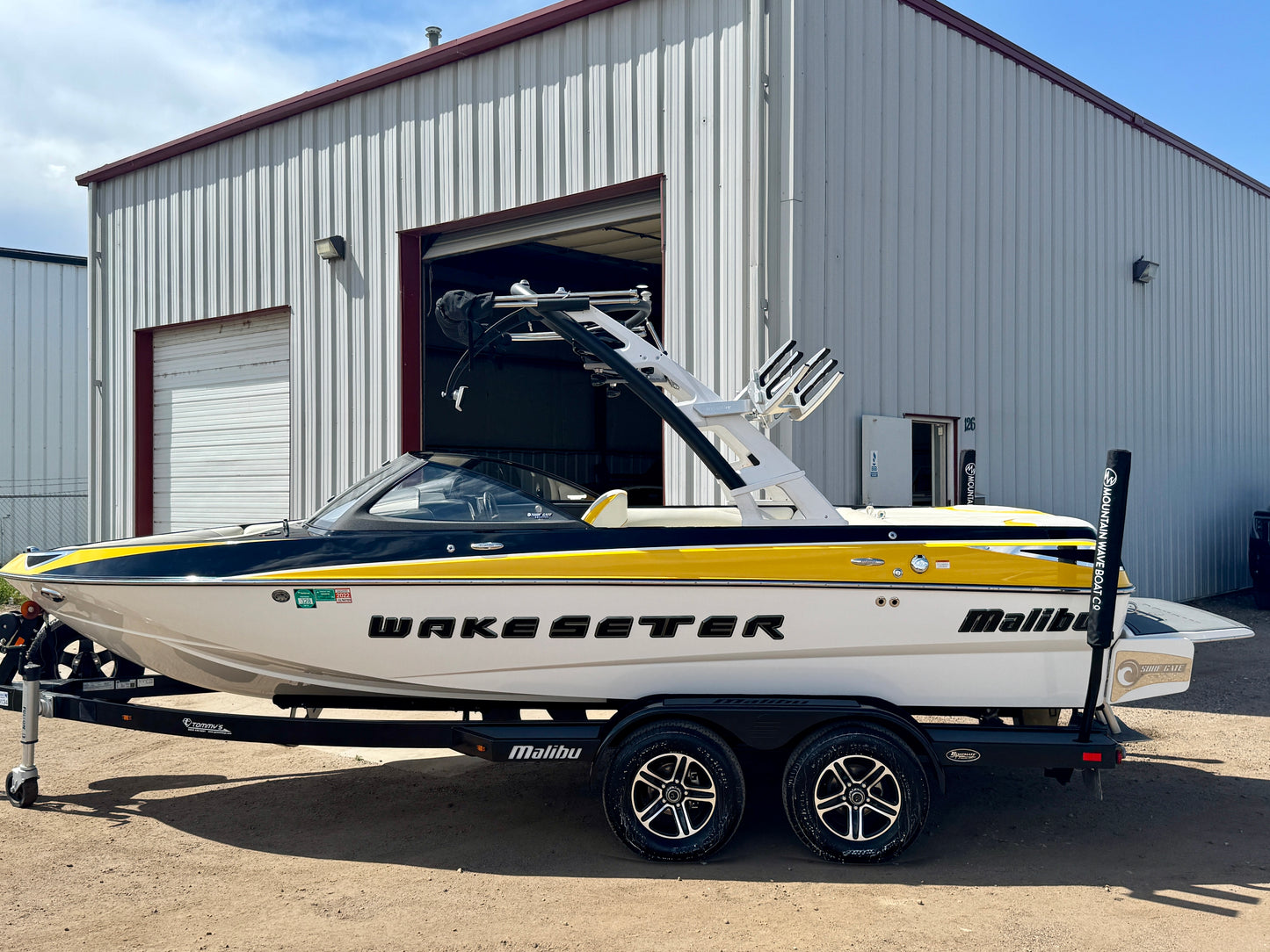 2015 Malibu VTX - 73hrs - Like New