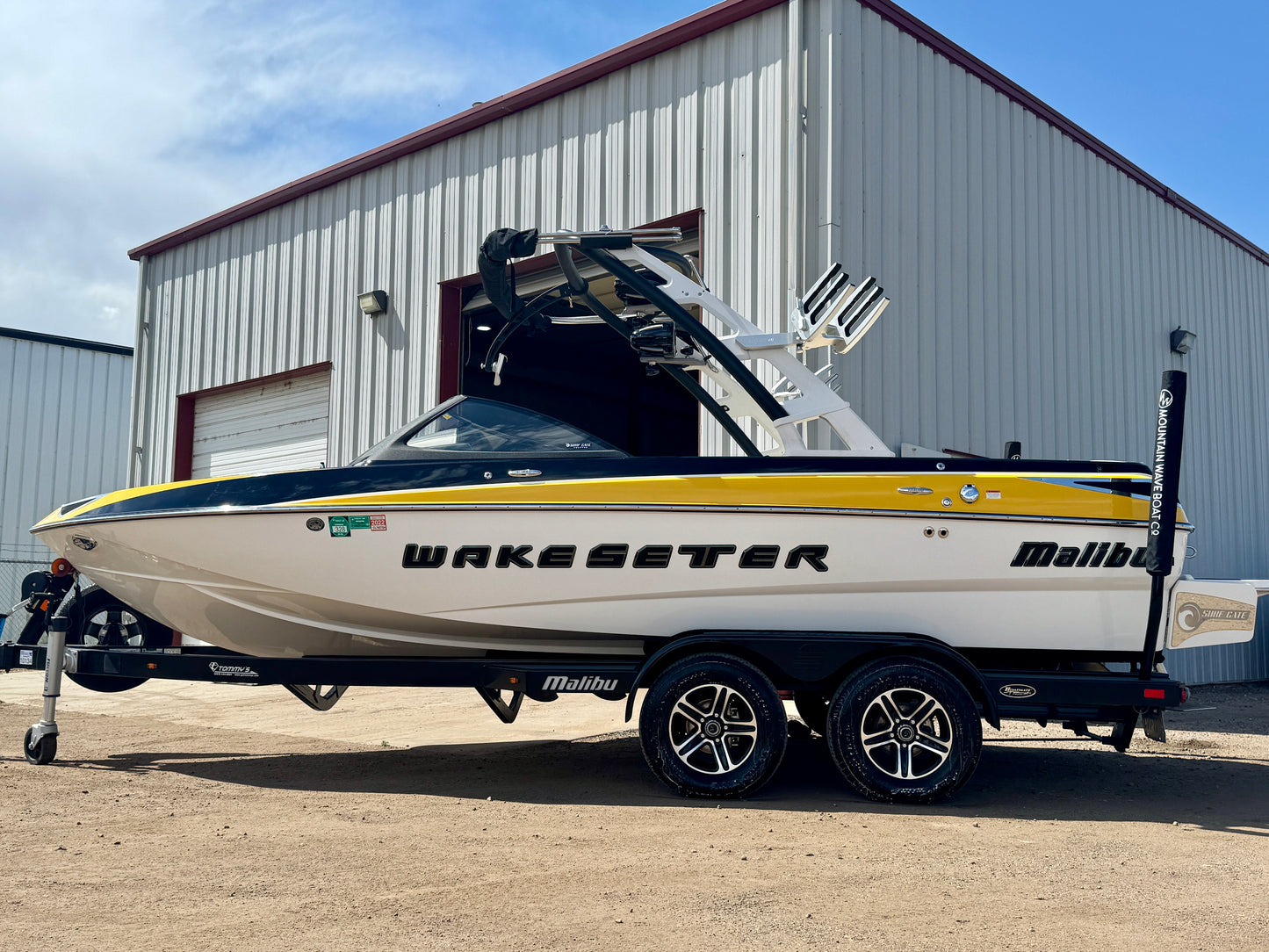 2015 Malibu VTX - 73hrs - Like New