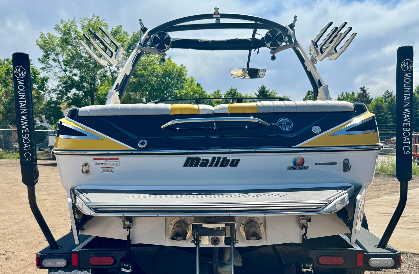 2015 Malibu VTX - 73hrs - Like New