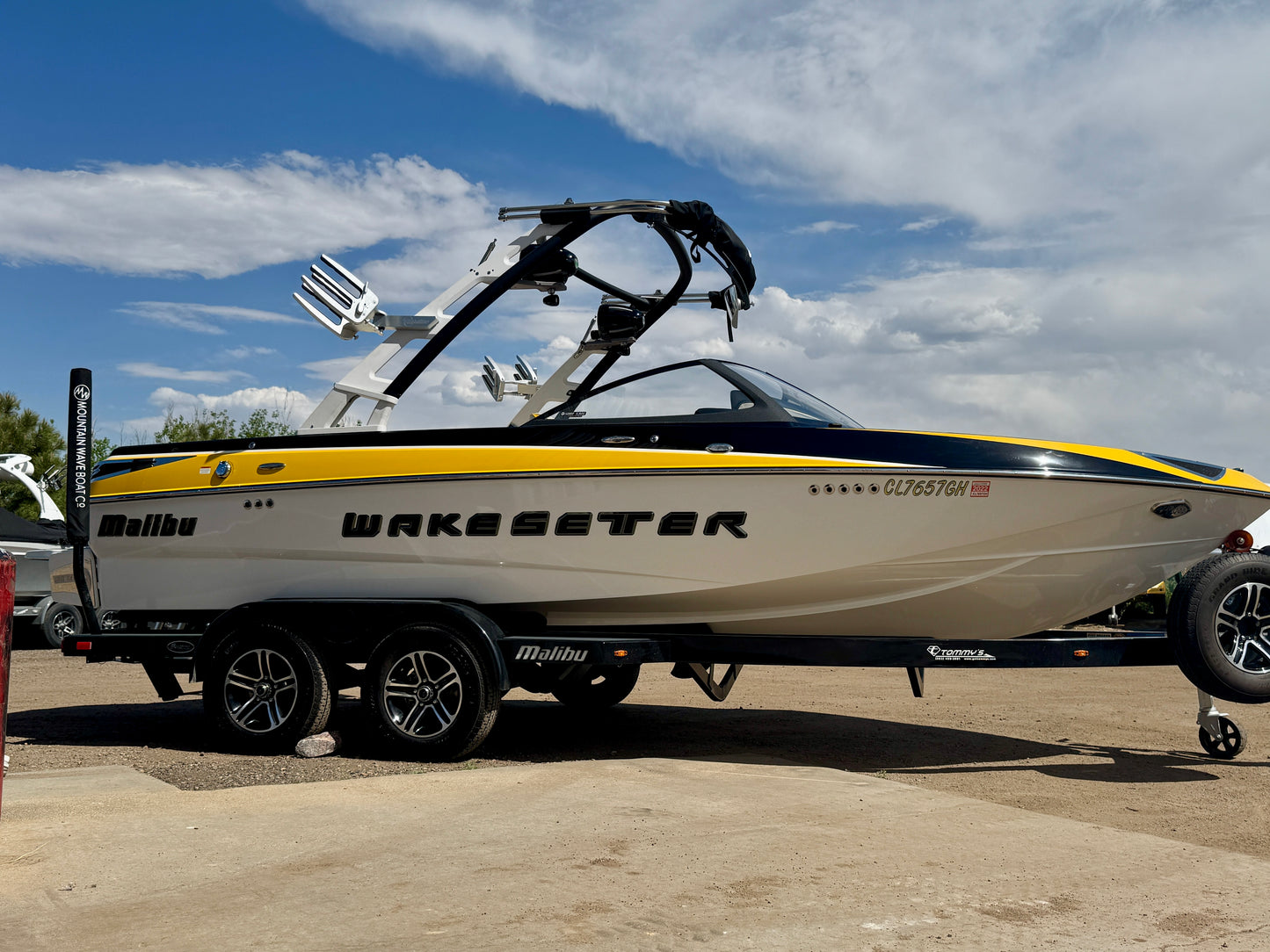2015 Malibu VTX - 73hrs - Like New