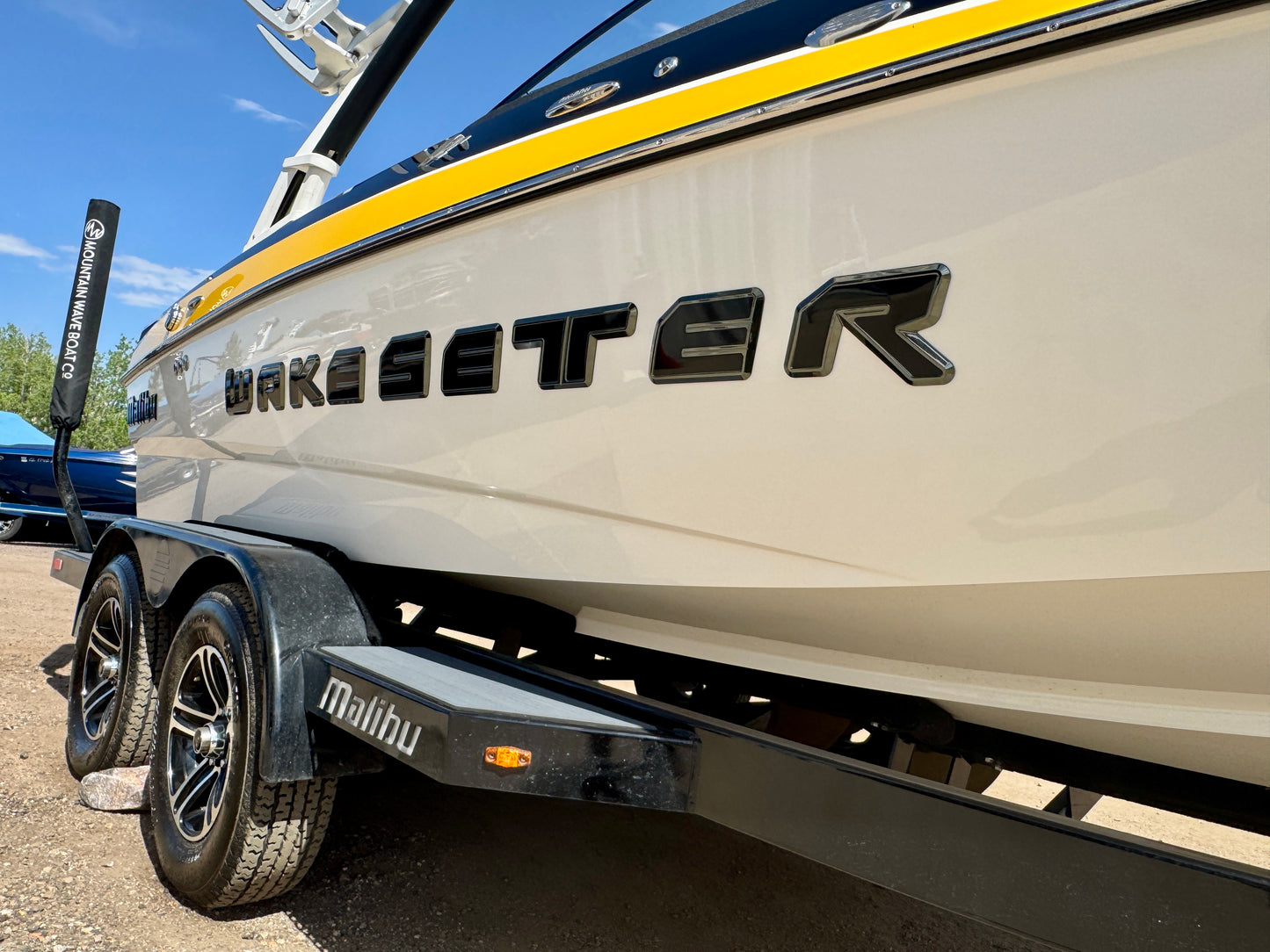 2015 Malibu VTX - 73hrs - Like New