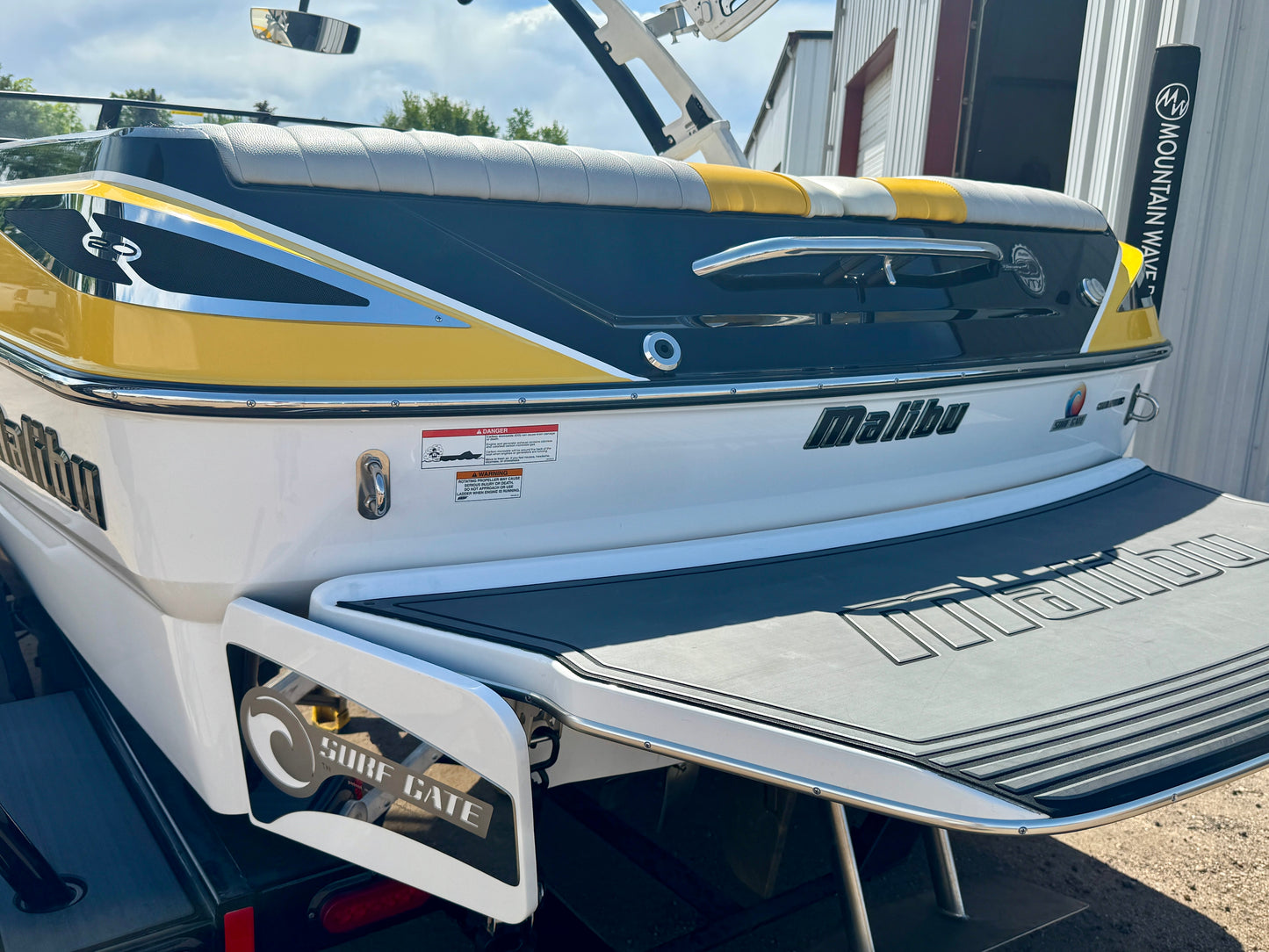 2015 Malibu VTX - 73hrs - Like New