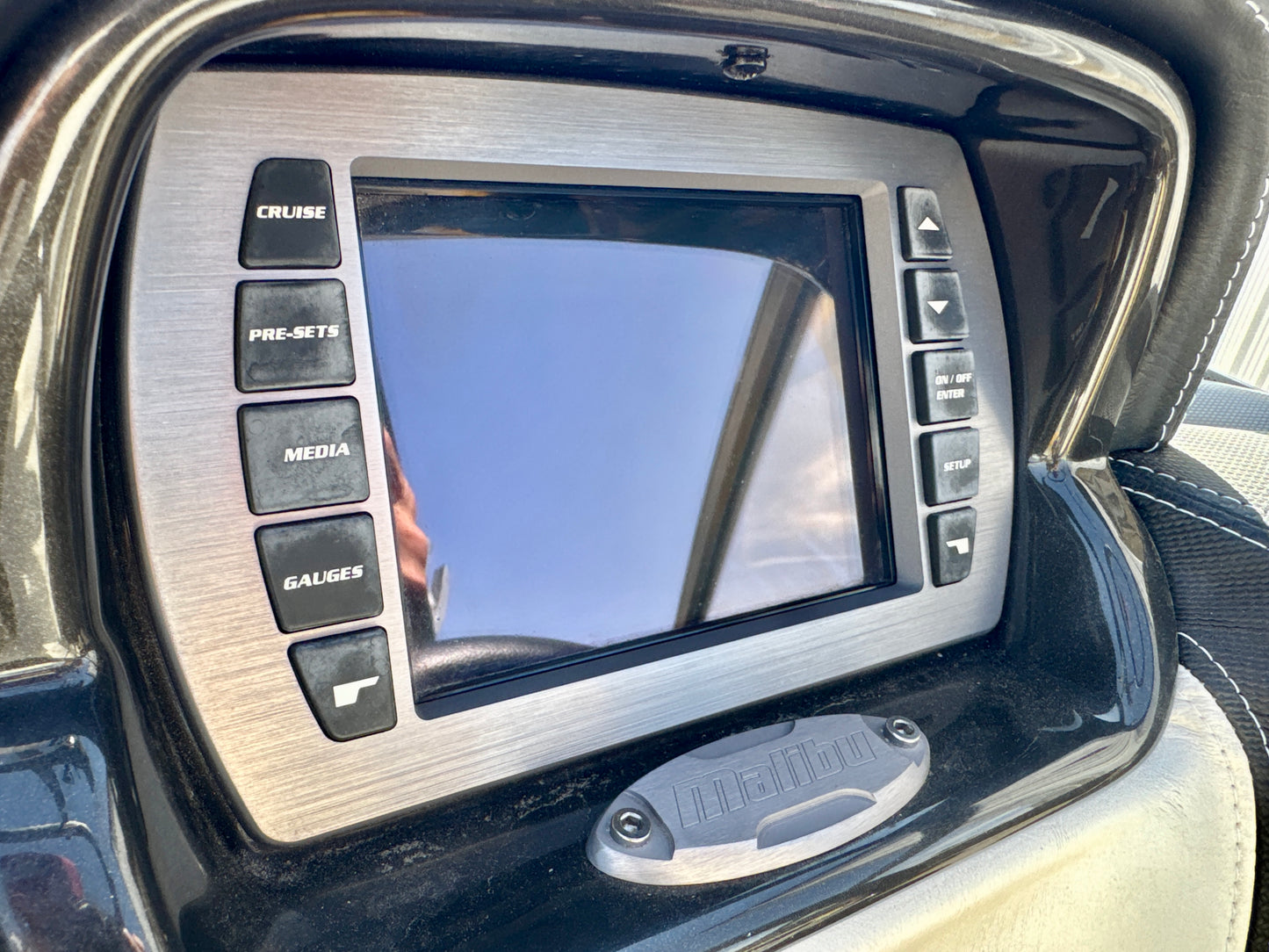 2015 Malibu VTX - 73hrs - Like New