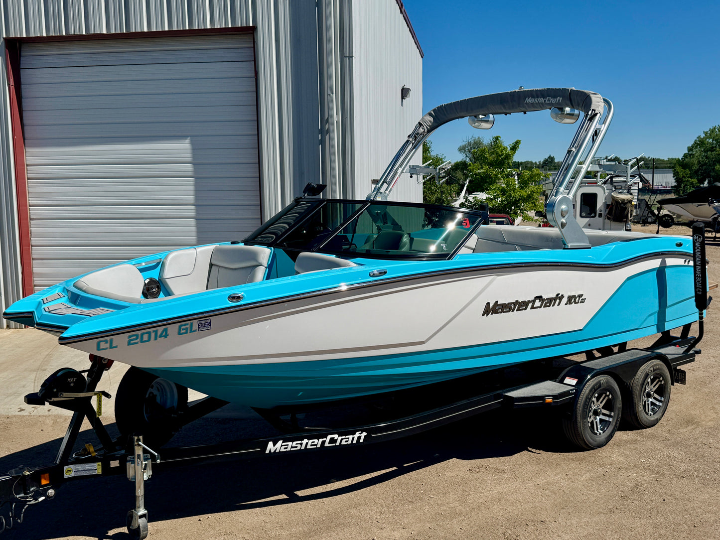 2019 MasterCraft NXT22 - LIKE NEW CONDITION