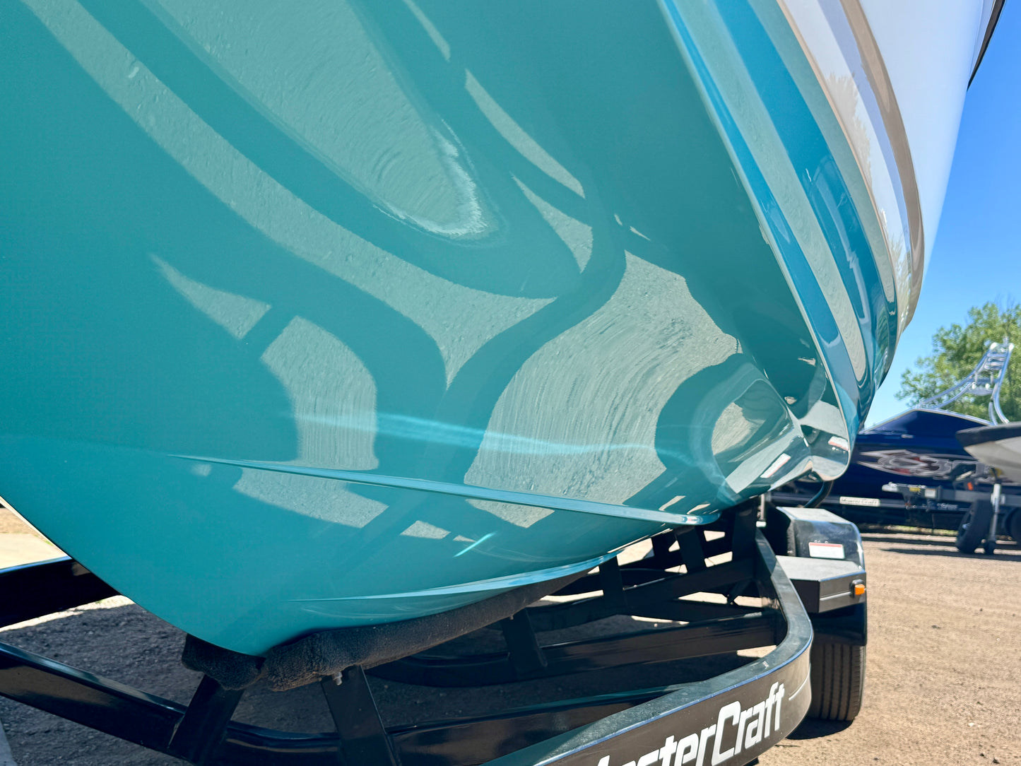 2019 MasterCraft NXT22 - LIKE NEW CONDITION