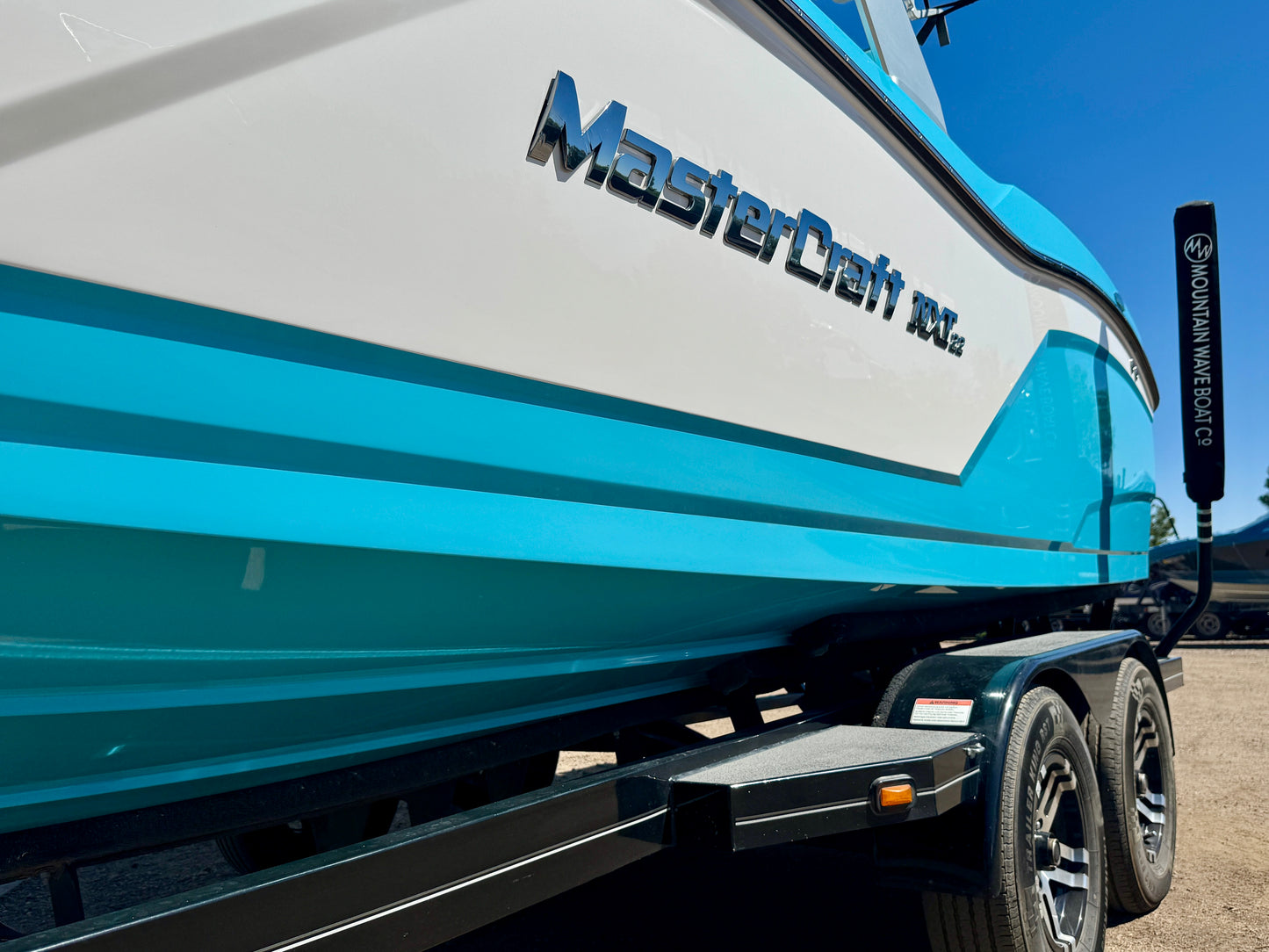 2019 MasterCraft NXT22 - LIKE NEW CONDITION