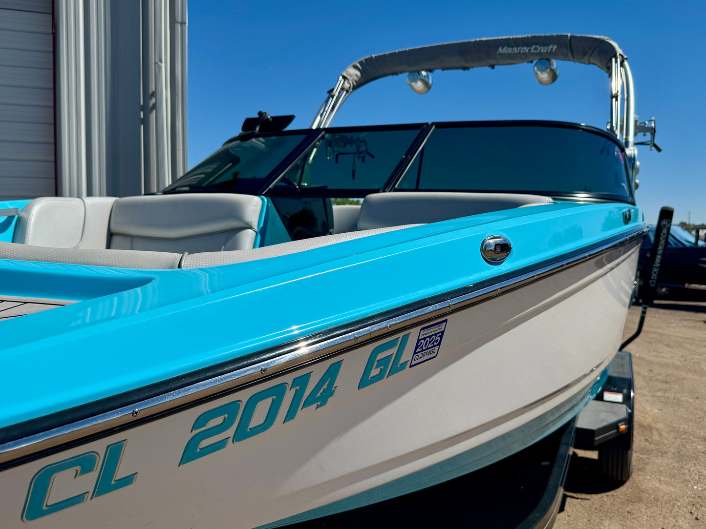2019 MasterCraft NXT22 - LIKE NEW CONDITION