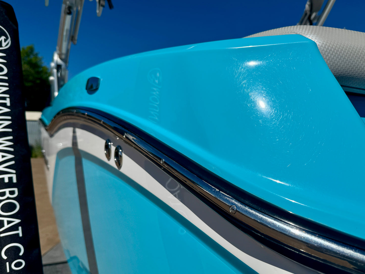 2019 MasterCraft NXT22 - LIKE NEW CONDITION