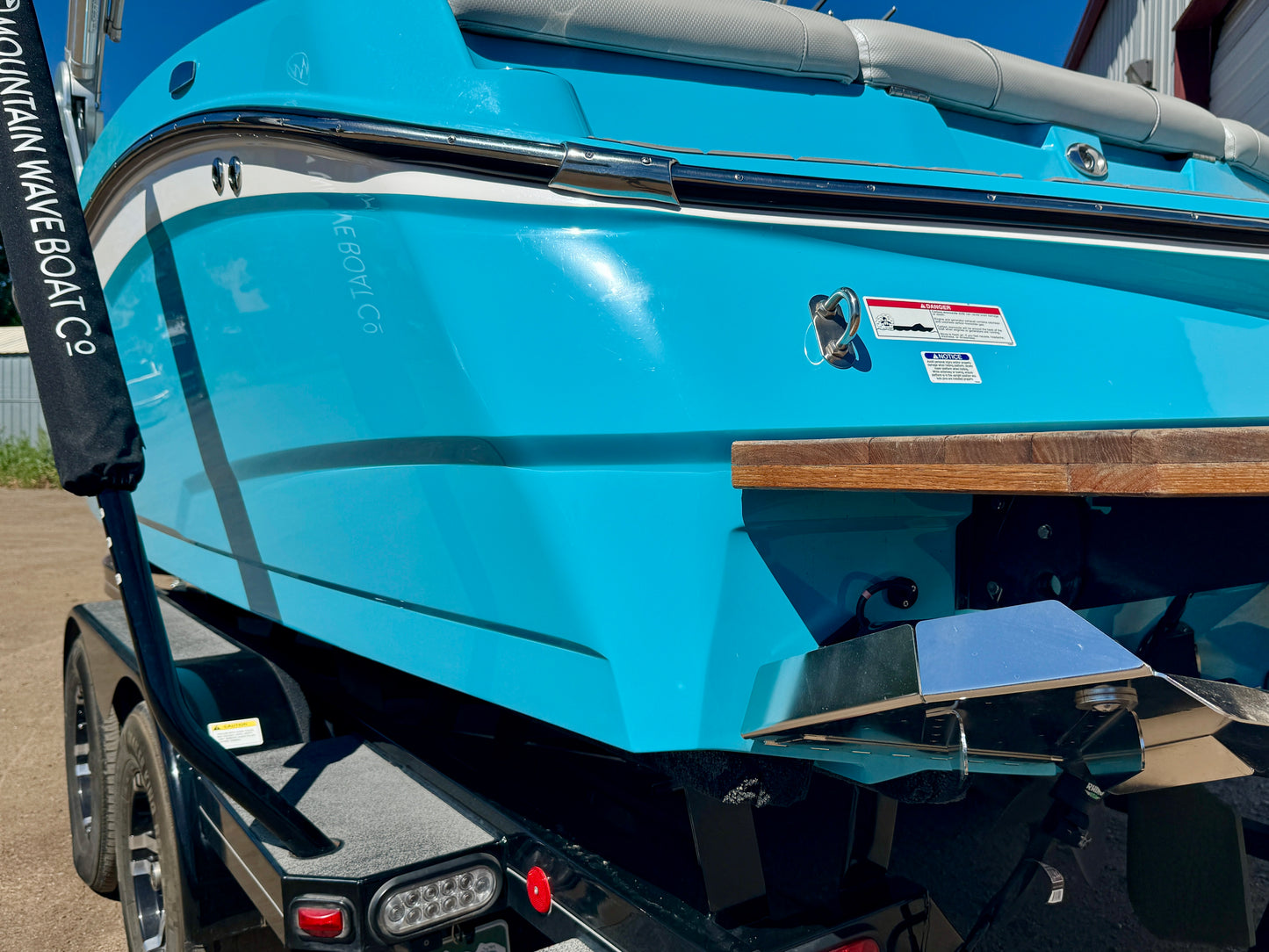 2019 MasterCraft NXT22 - LIKE NEW CONDITION