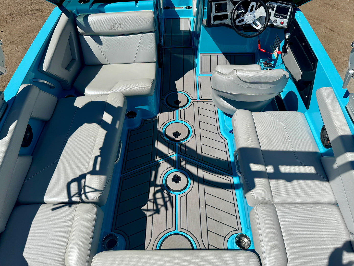 2019 MasterCraft NXT22 - LIKE NEW CONDITION