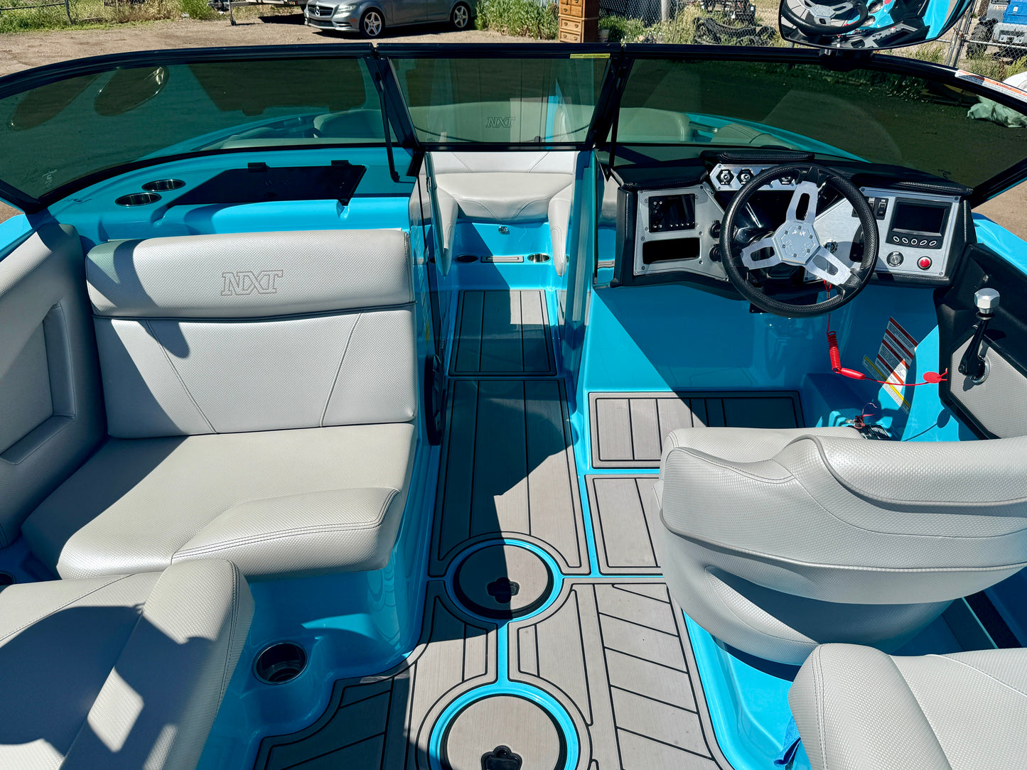 2019 MasterCraft NXT22 - LIKE NEW CONDITION