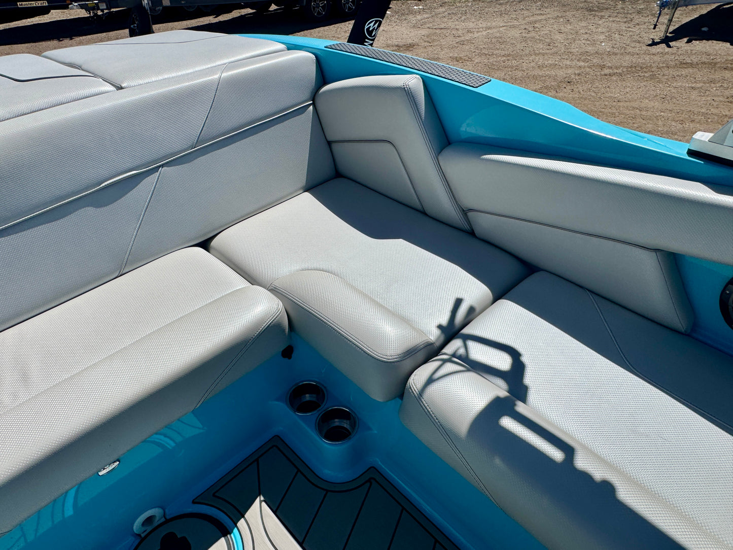 2019 MasterCraft NXT22 - LIKE NEW CONDITION
