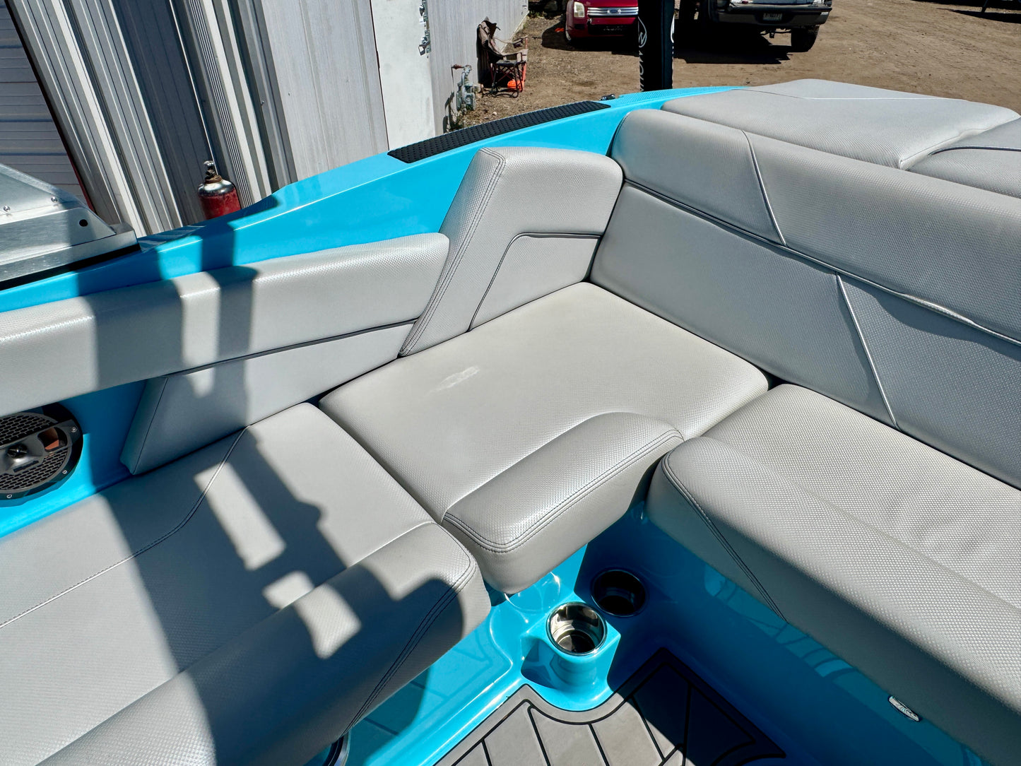 2019 MasterCraft NXT22 - LIKE NEW CONDITION