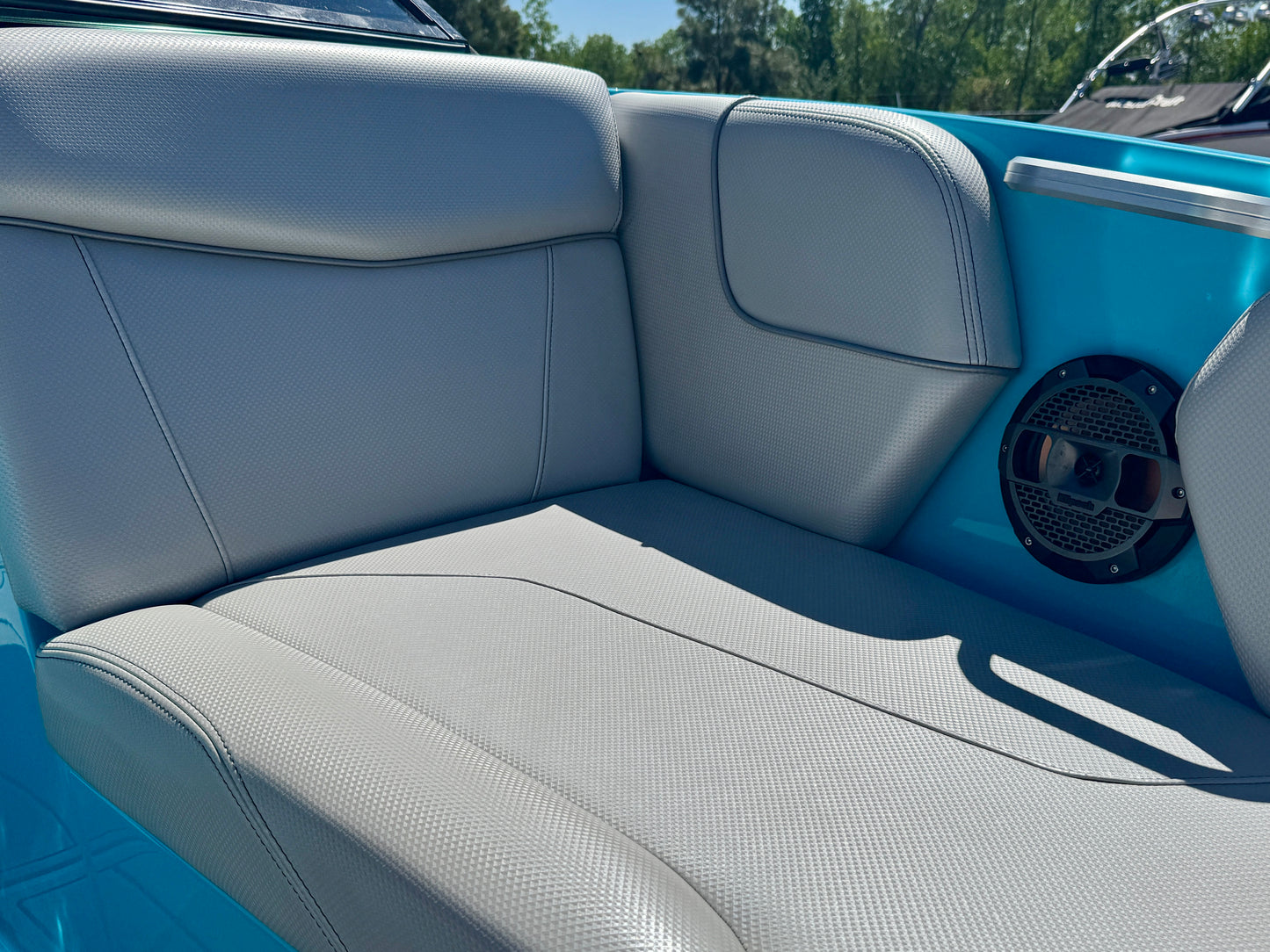 2019 MasterCraft NXT22 - LIKE NEW CONDITION